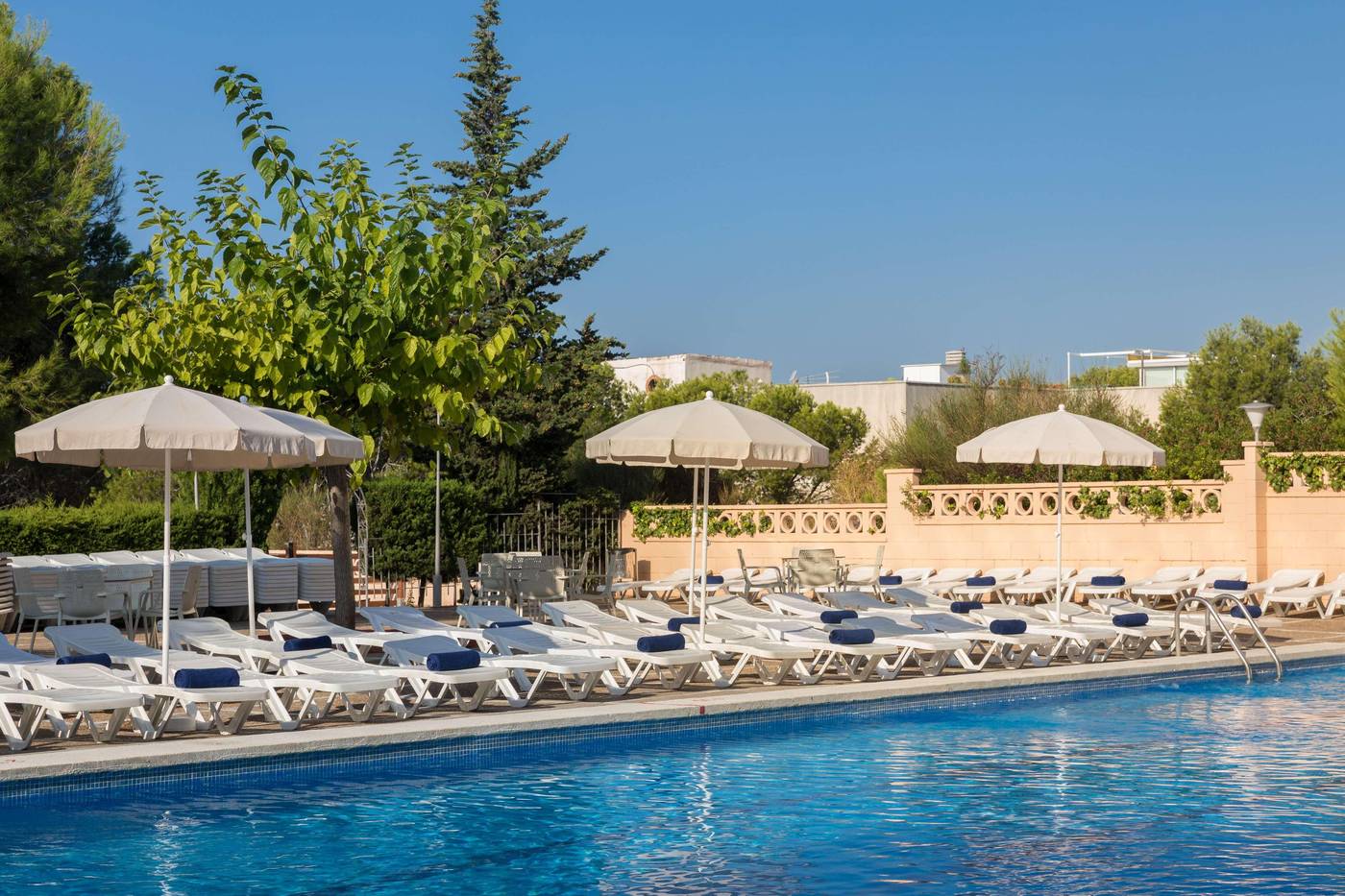 htop-Molinos-Park-Pool-5