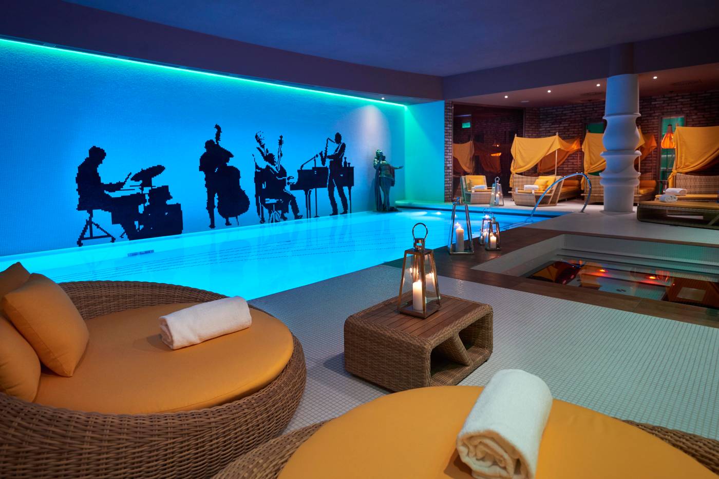 Aria-Hotel-Budapest-by-Library-Hotel-Collection-Pool-28