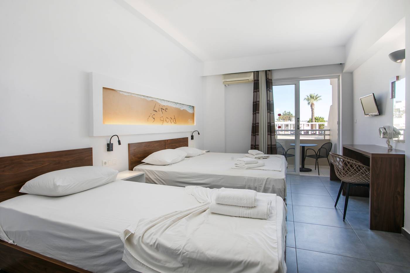 Hillside-Studios-Room-26