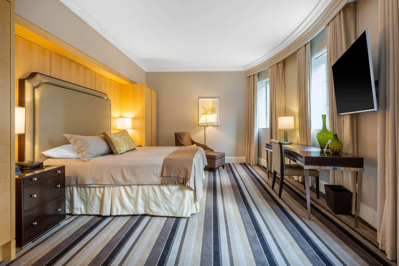 Omni-Berkshire-Place-Room-20