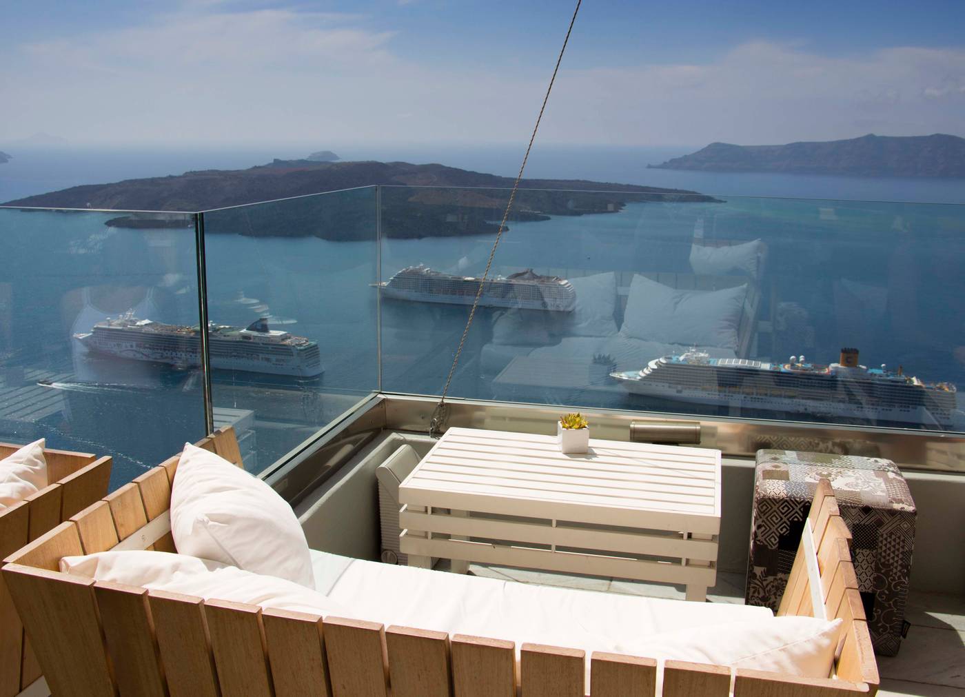 Panorama-Santorini-Boutique-Hotel-Terrace-51