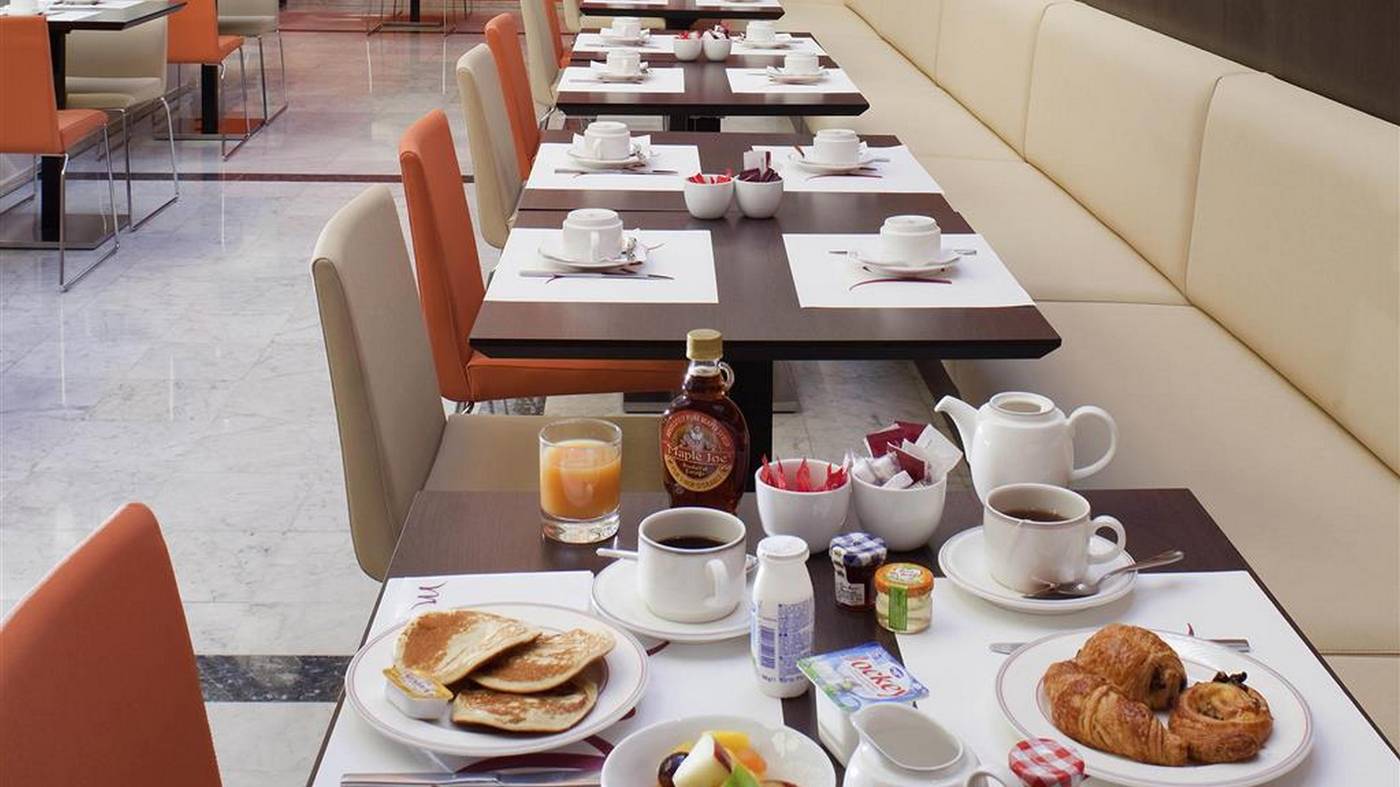 Hotel-Mercure-Paris-15-Porte-de-Versailles-Restaurant-50