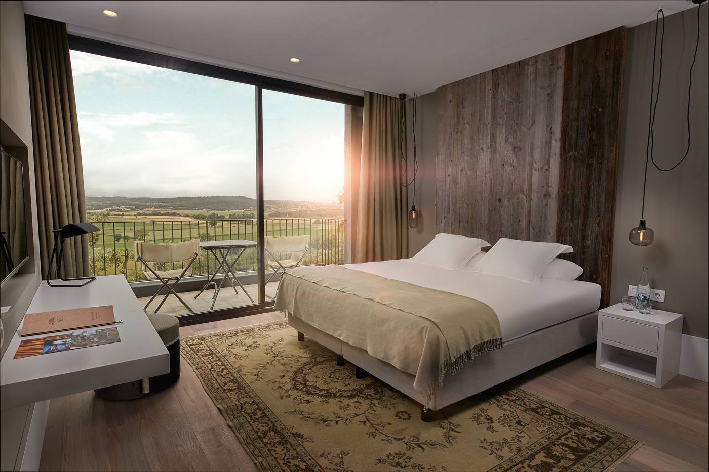 Hotel-Castell-D-Emporda-Room-18