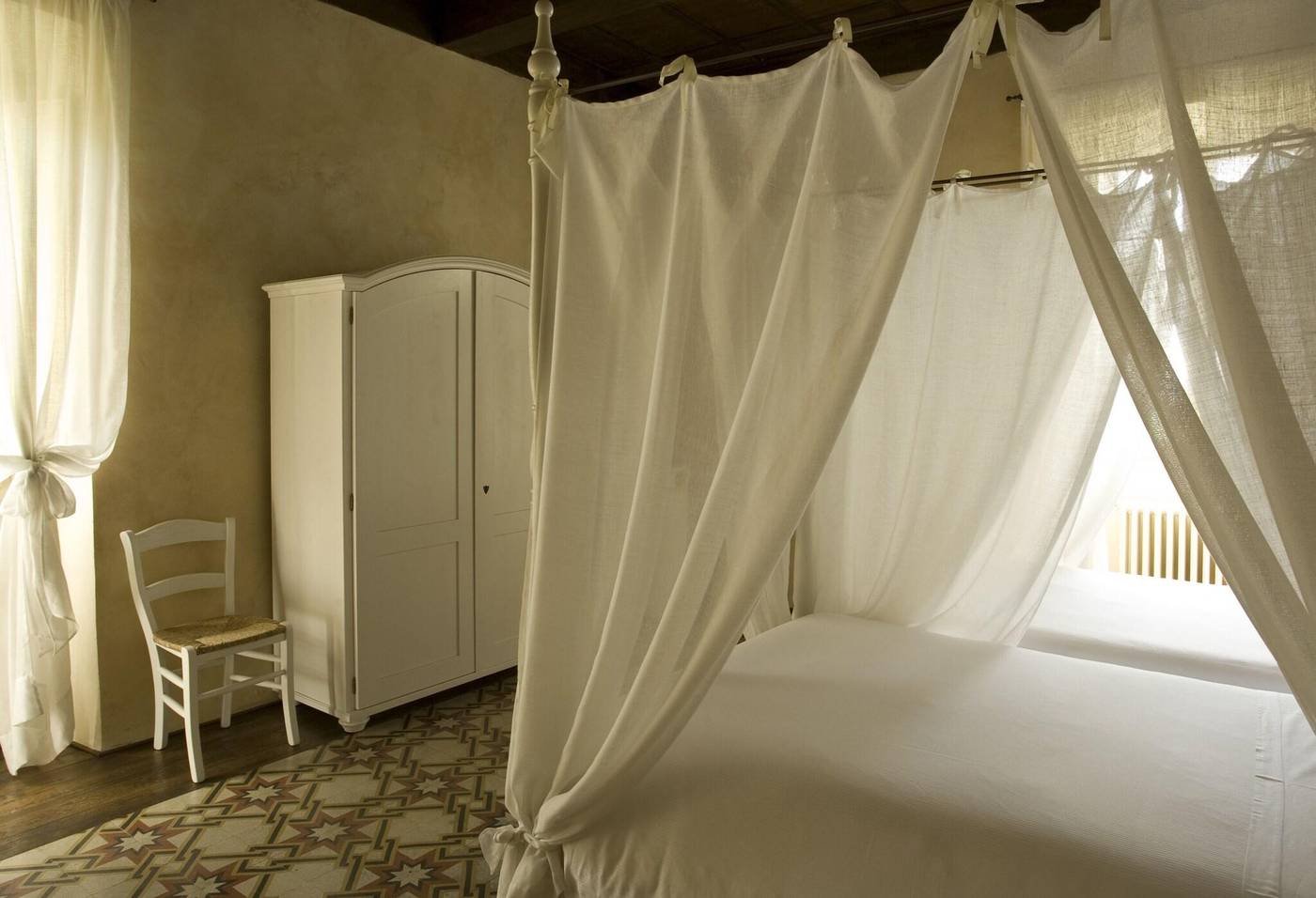 Villa-Cassia-Di-Baccano-Room-18