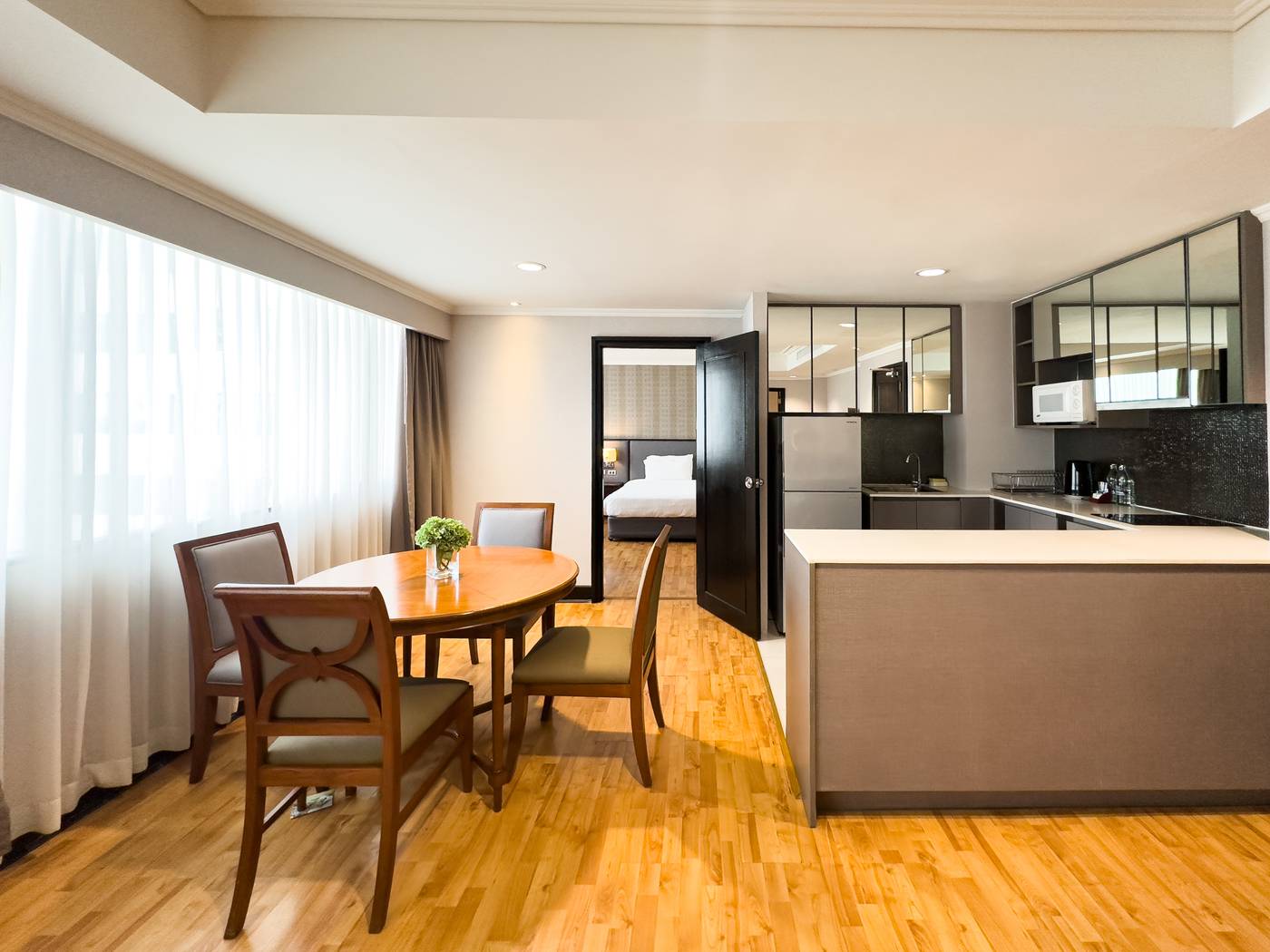 Rembrandt-Residences-Bangkok-Room-13