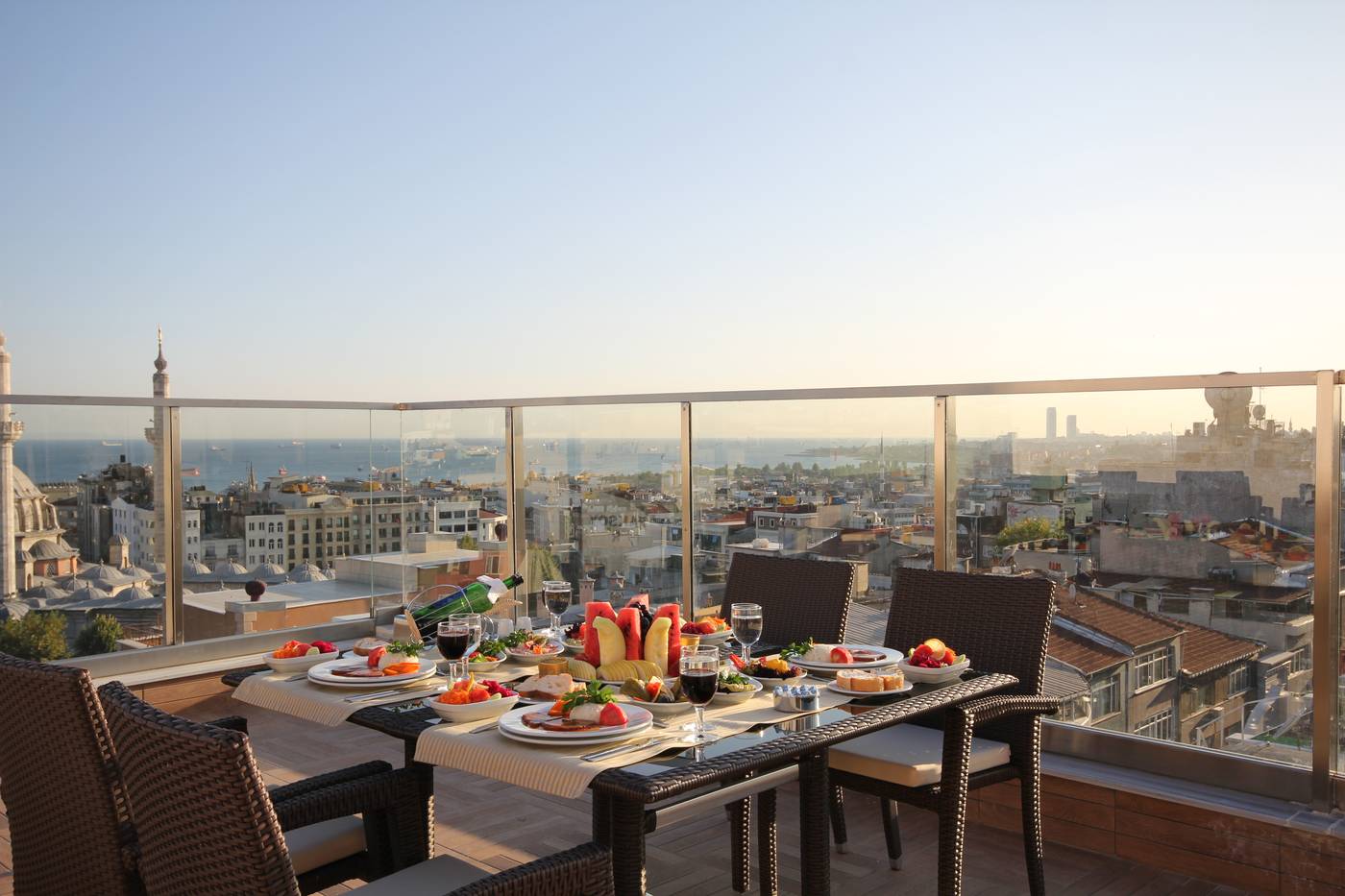 Grand-Washington-Hotel-Terrace-46