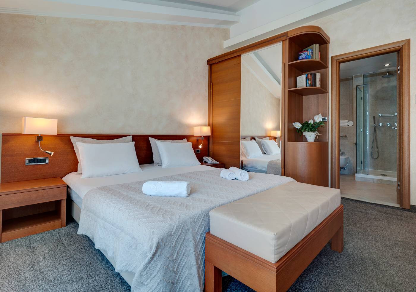 Monte-Casa-Spa-Wellness-de-Luxe-Room-17