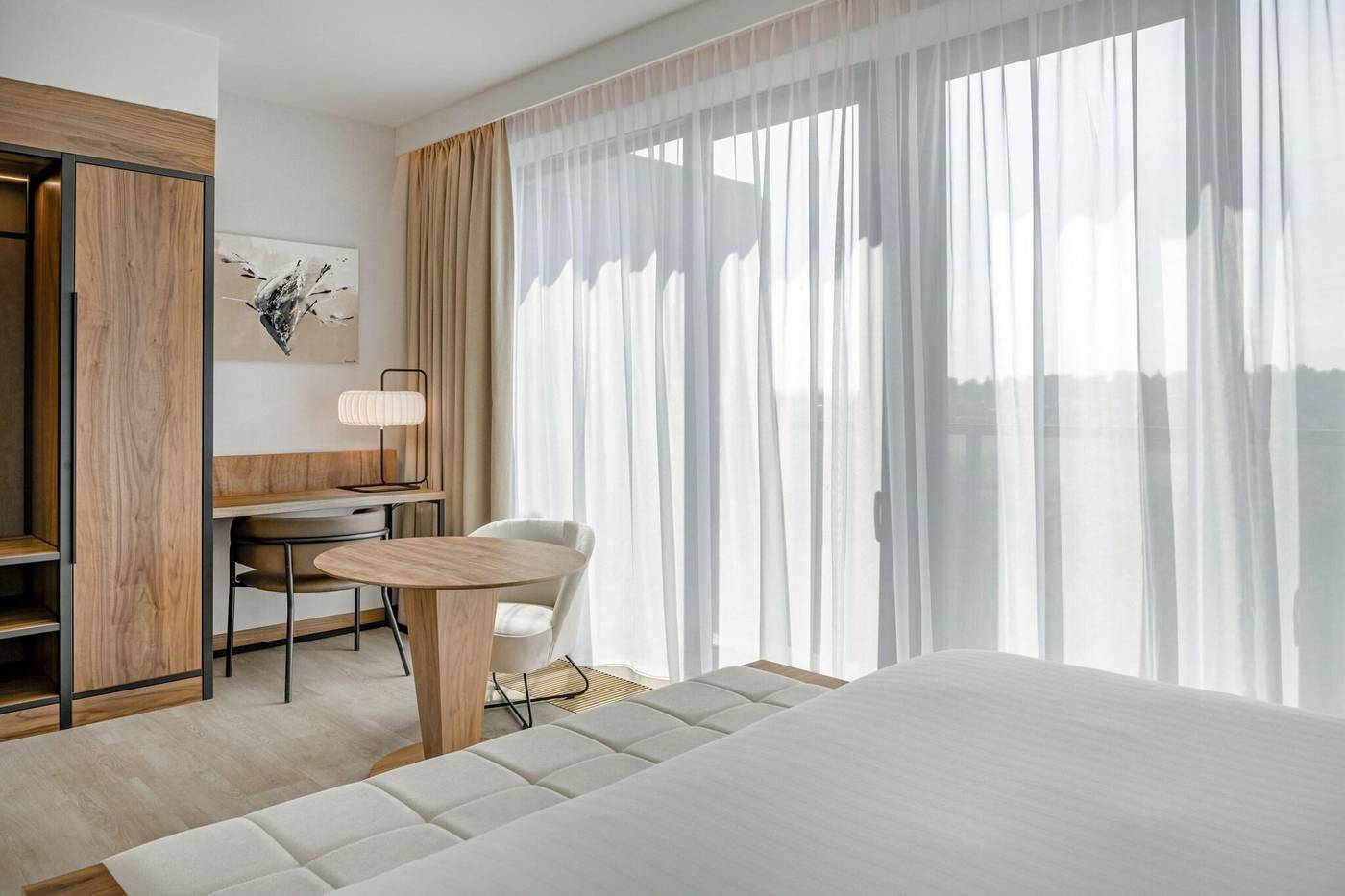 AC-Hotel-by-Marriott-Krakow-Room-37