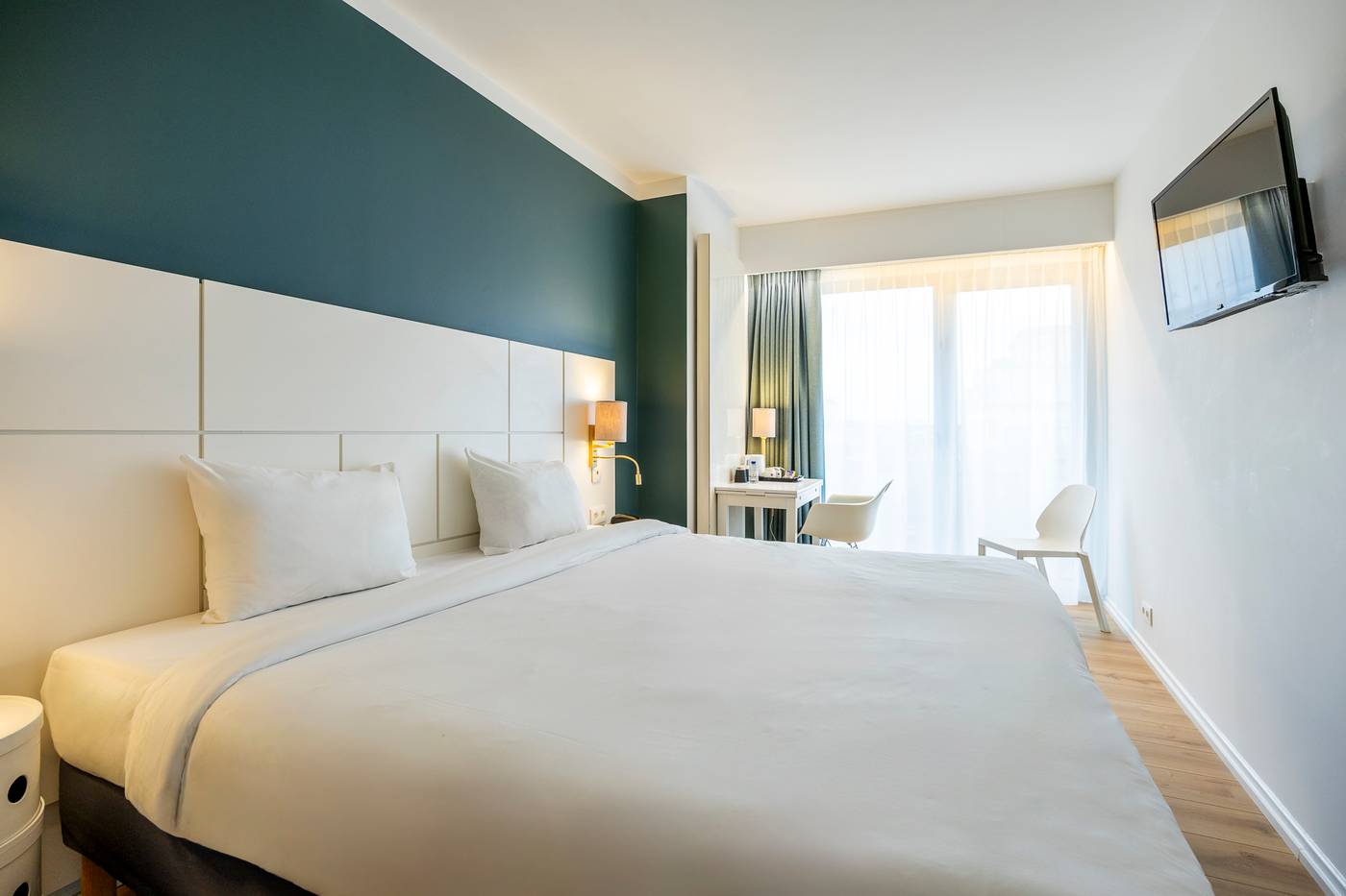 Le-Louise-Hotel-Brussels-Room-5