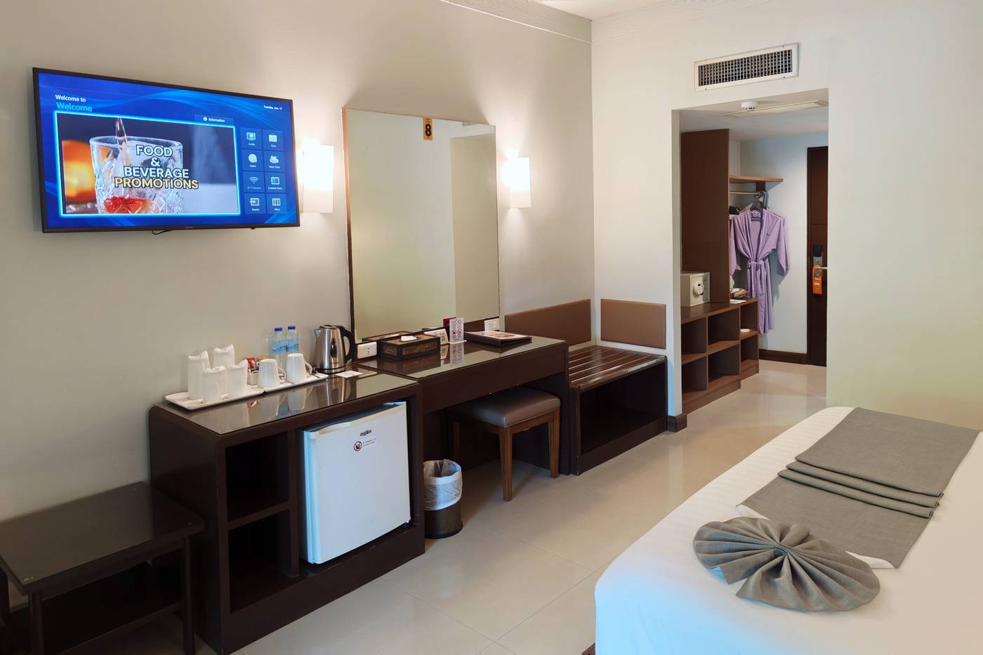 Patong-Resort--SHA-Extra-Plus--Room-43