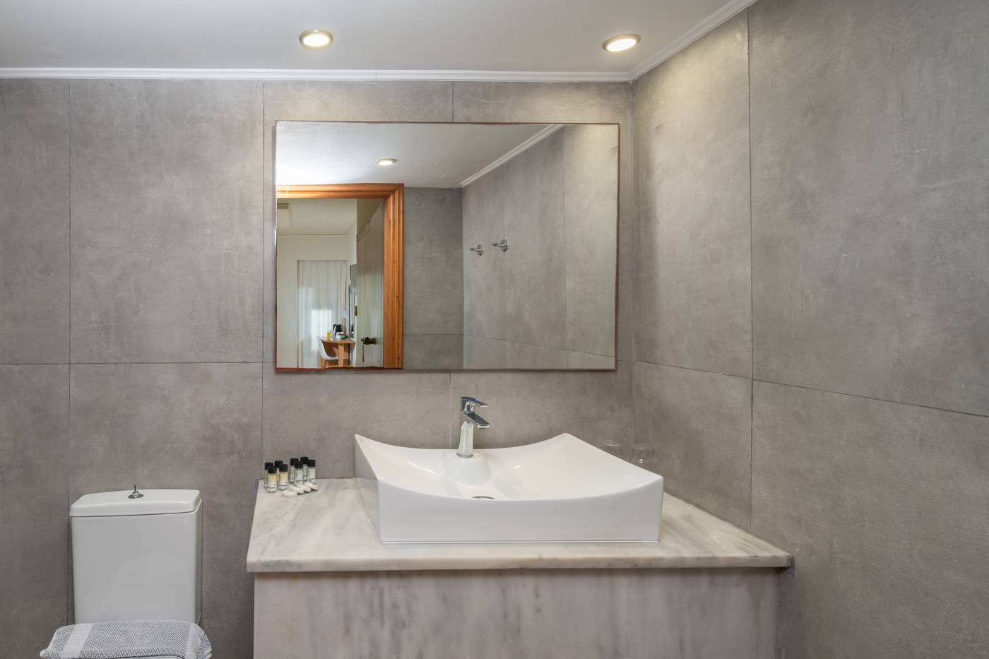Themis-Beach-Hotel-Room-33