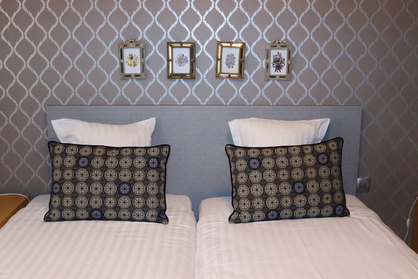 Floris-Arlequin-Grand-Place-Room-26