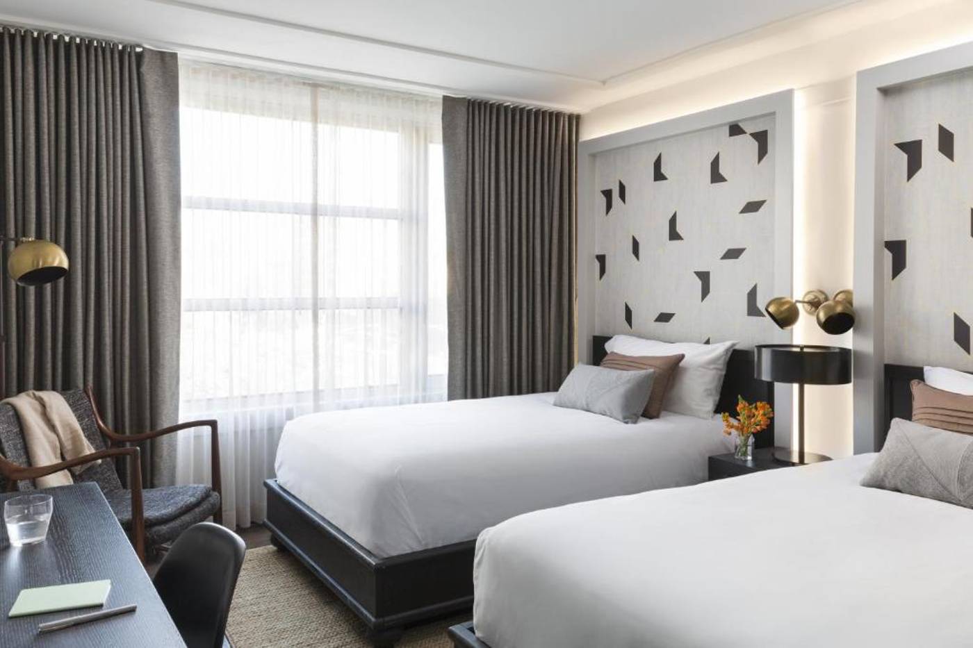 The-Tillary-Hotel-Brooklyn-Room-10