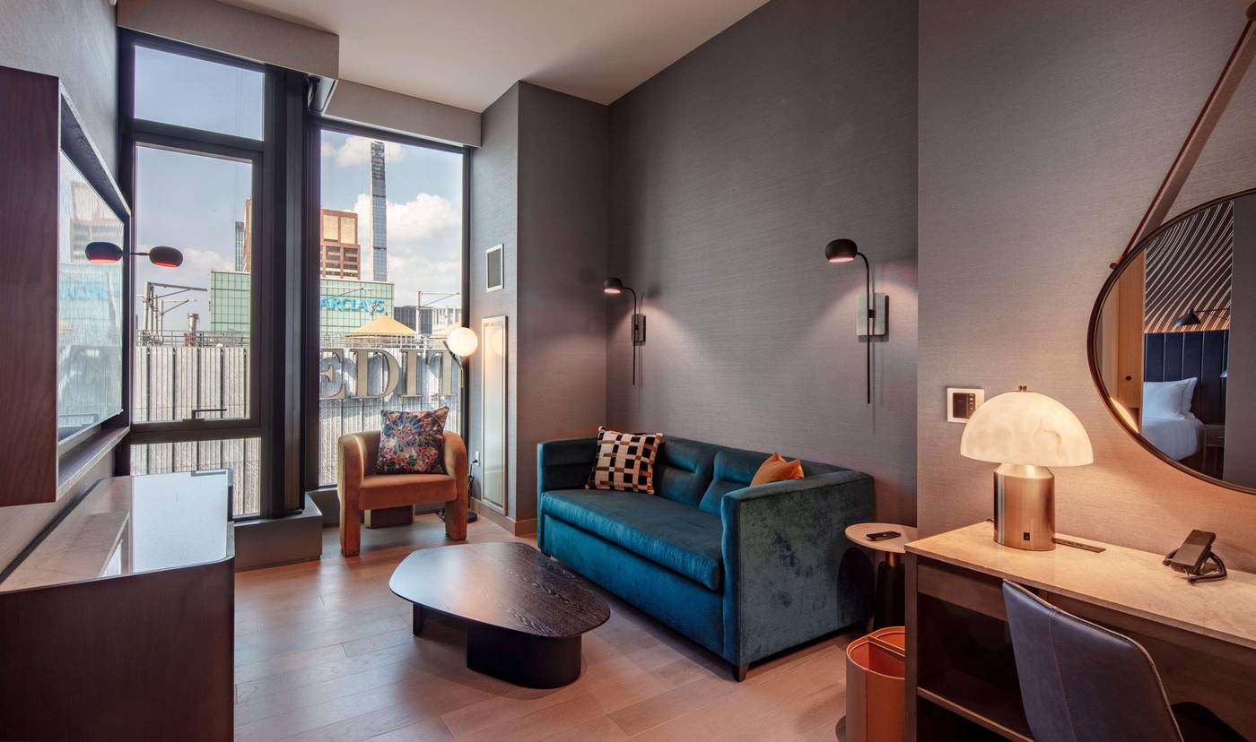 Tempo-by-Hilton-New-York-Times-Square-Room-45