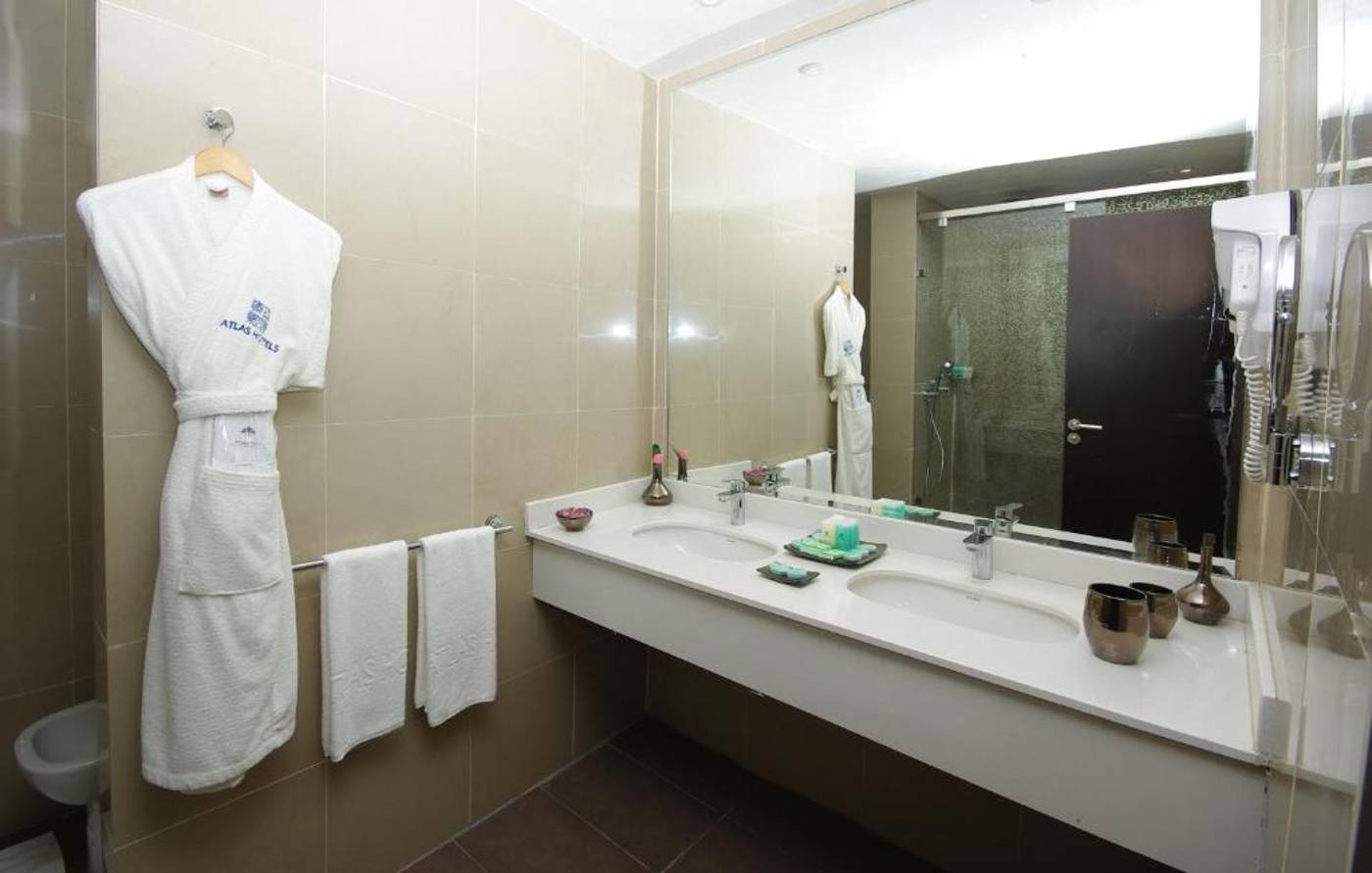 Atlas-Amadil-Beach-Aqua-Sun-Room-44