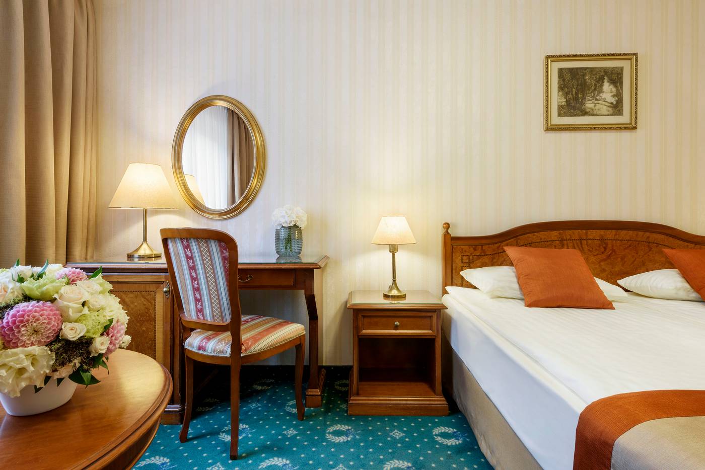 Danubius-Hotel-Astoria-City-Center-Room-22