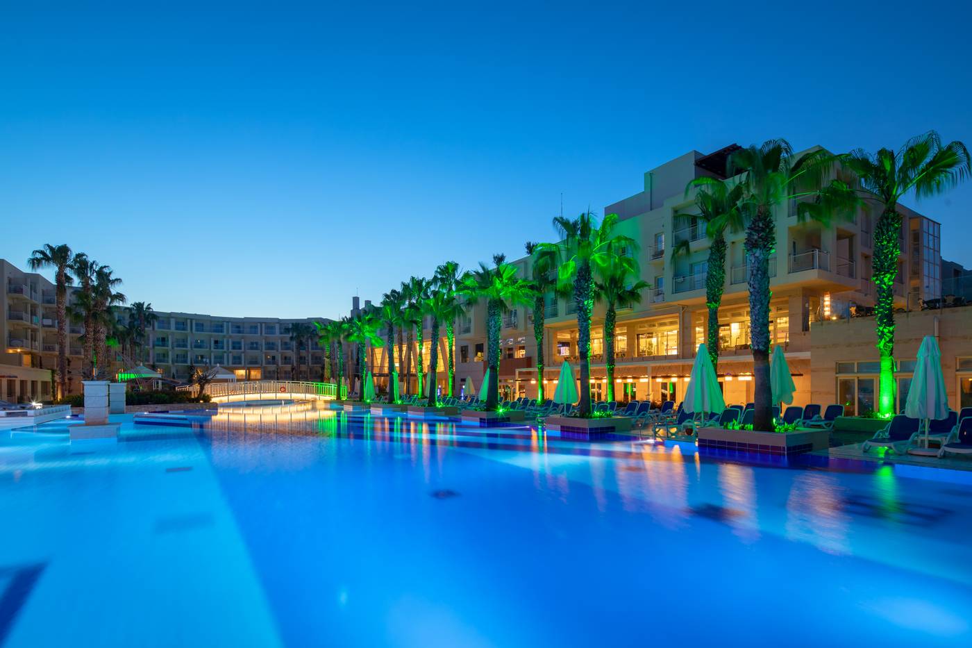 La-Blanche-Resort---Spa-Pool-1