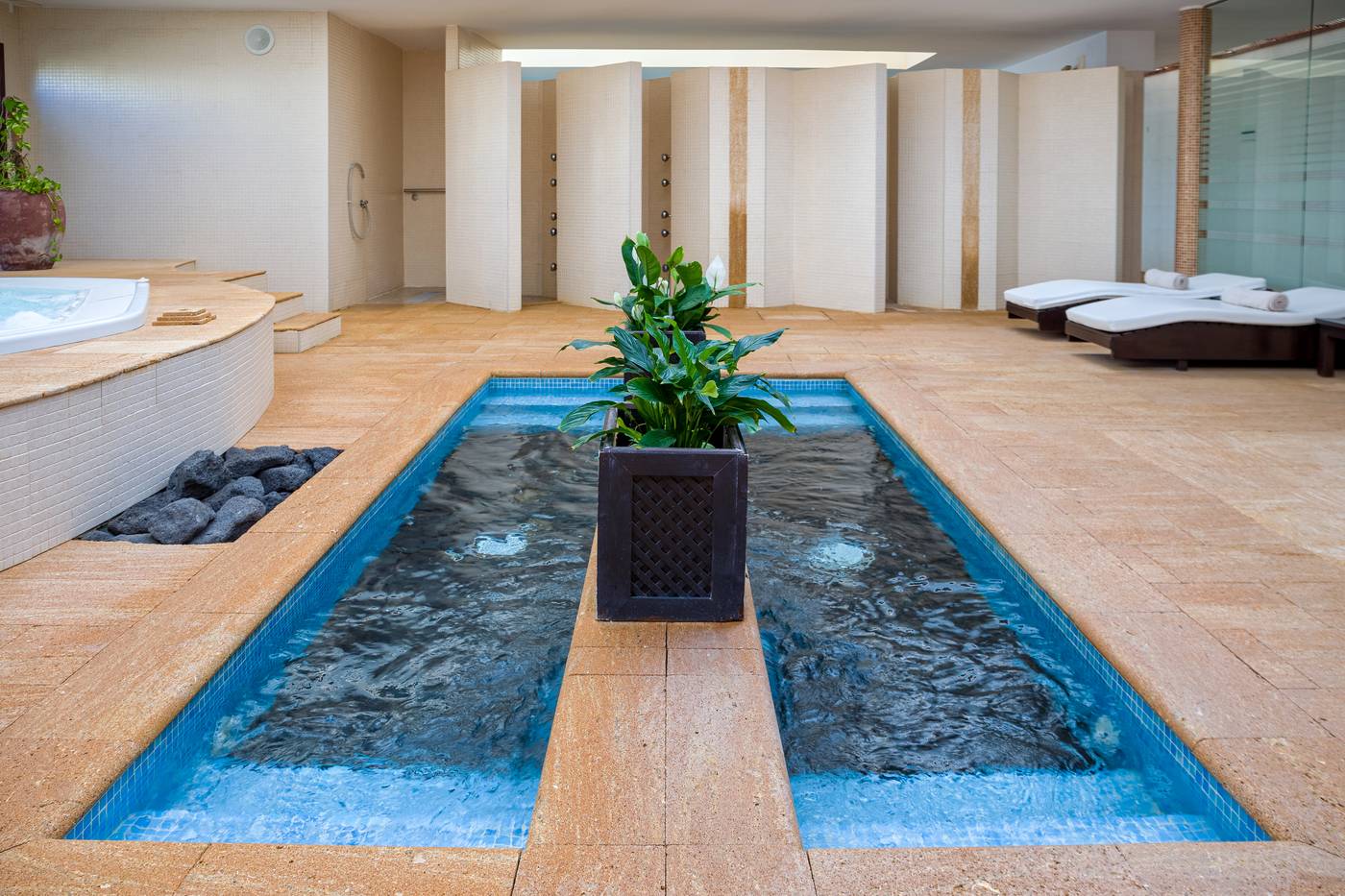 Vitalclass-Lanzarote-SPA---Wellness-Resort-Sports-and-Entertainment-77