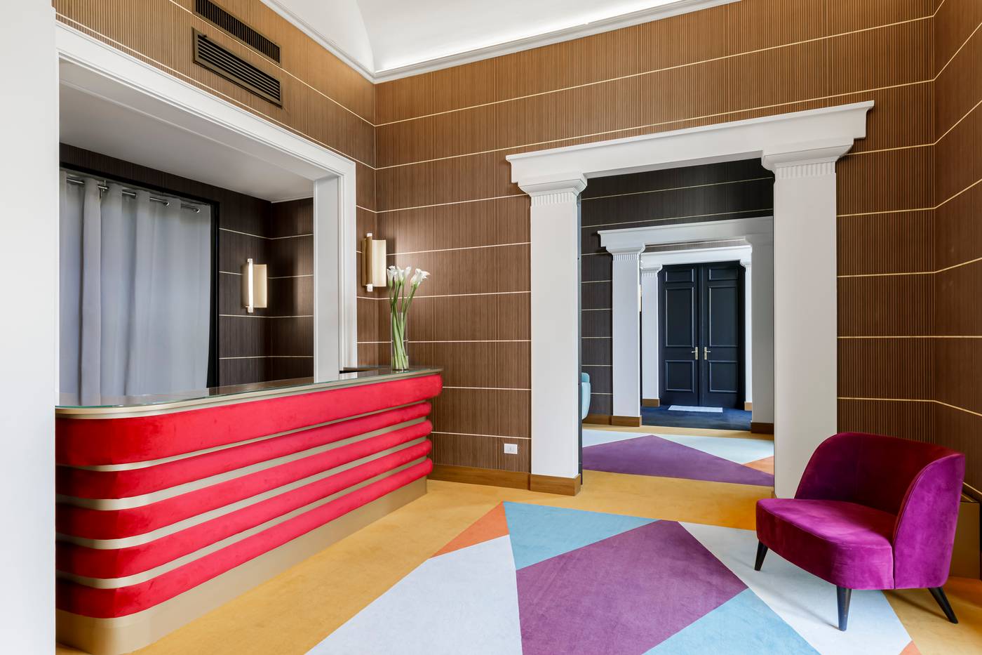 Room-Mate-Luca-Lobby-2