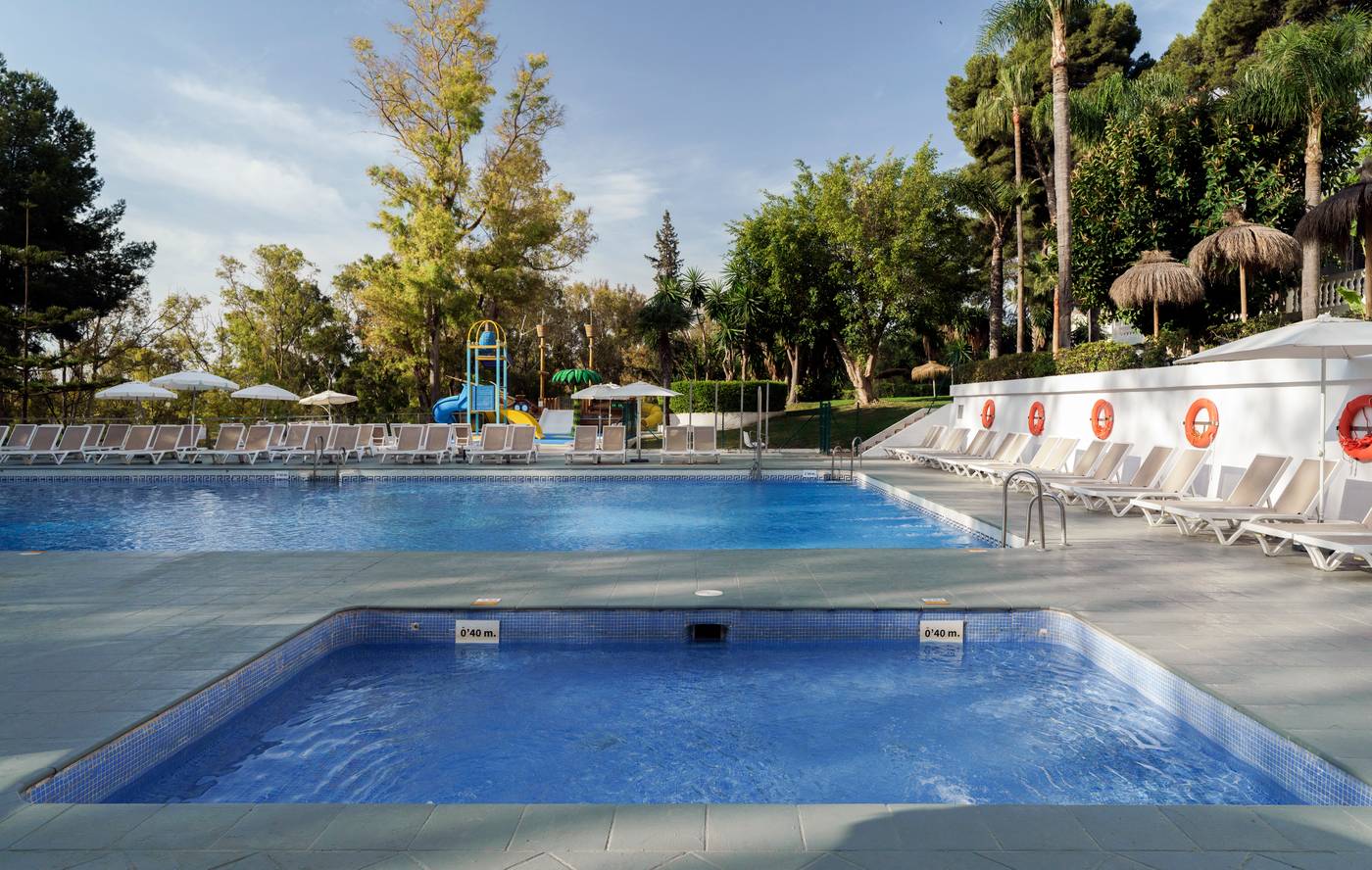 AluaSun-Costa-Park-Pool-6