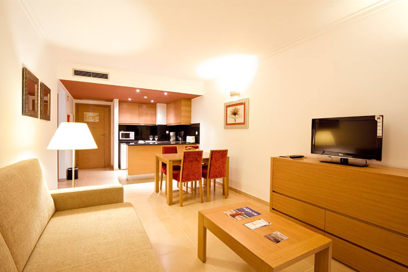 Montegordo-Hotel-Apartamentos---Spa-Room-7