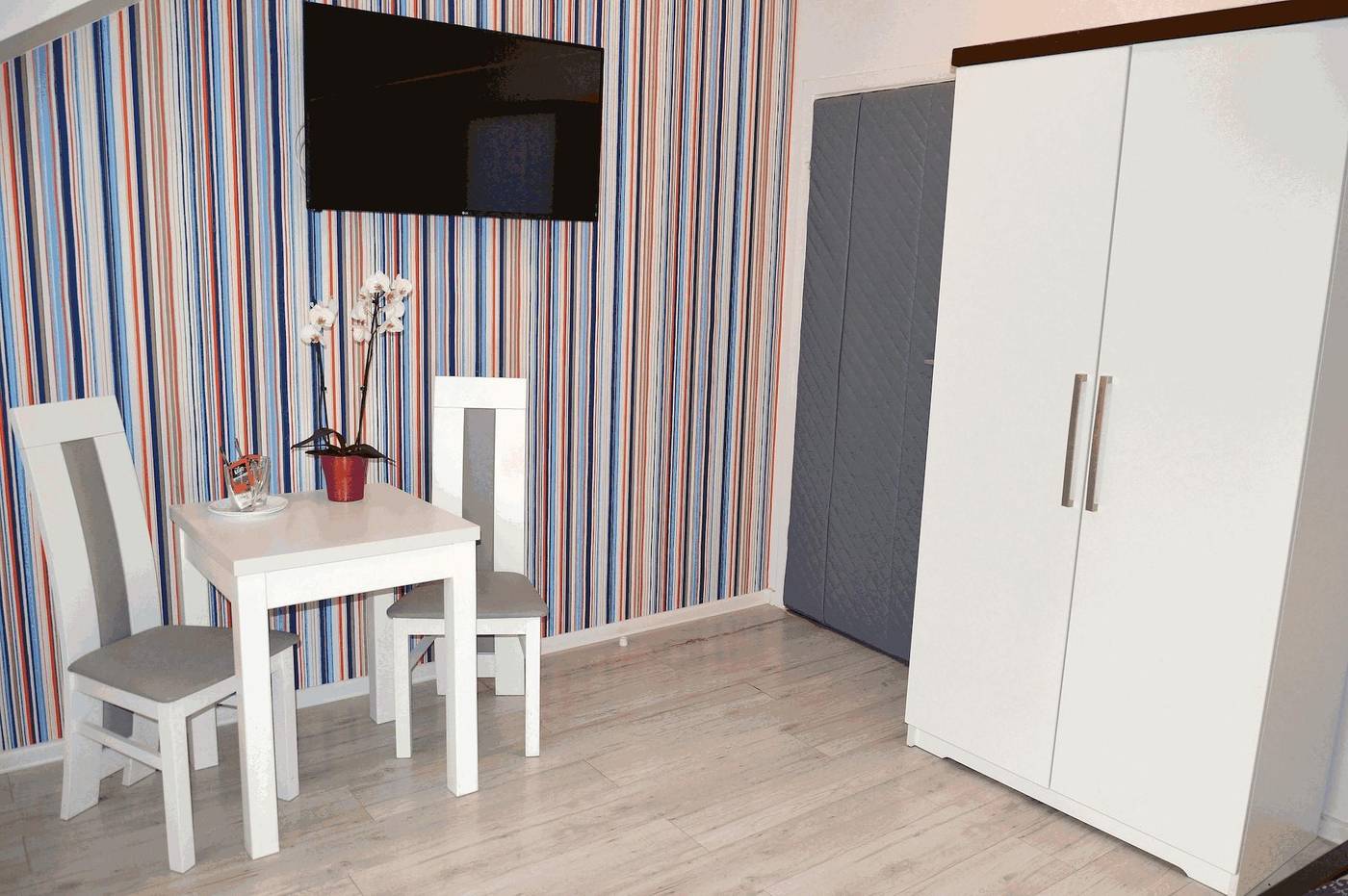 Cracow-Central-Aparthotel-Room-28