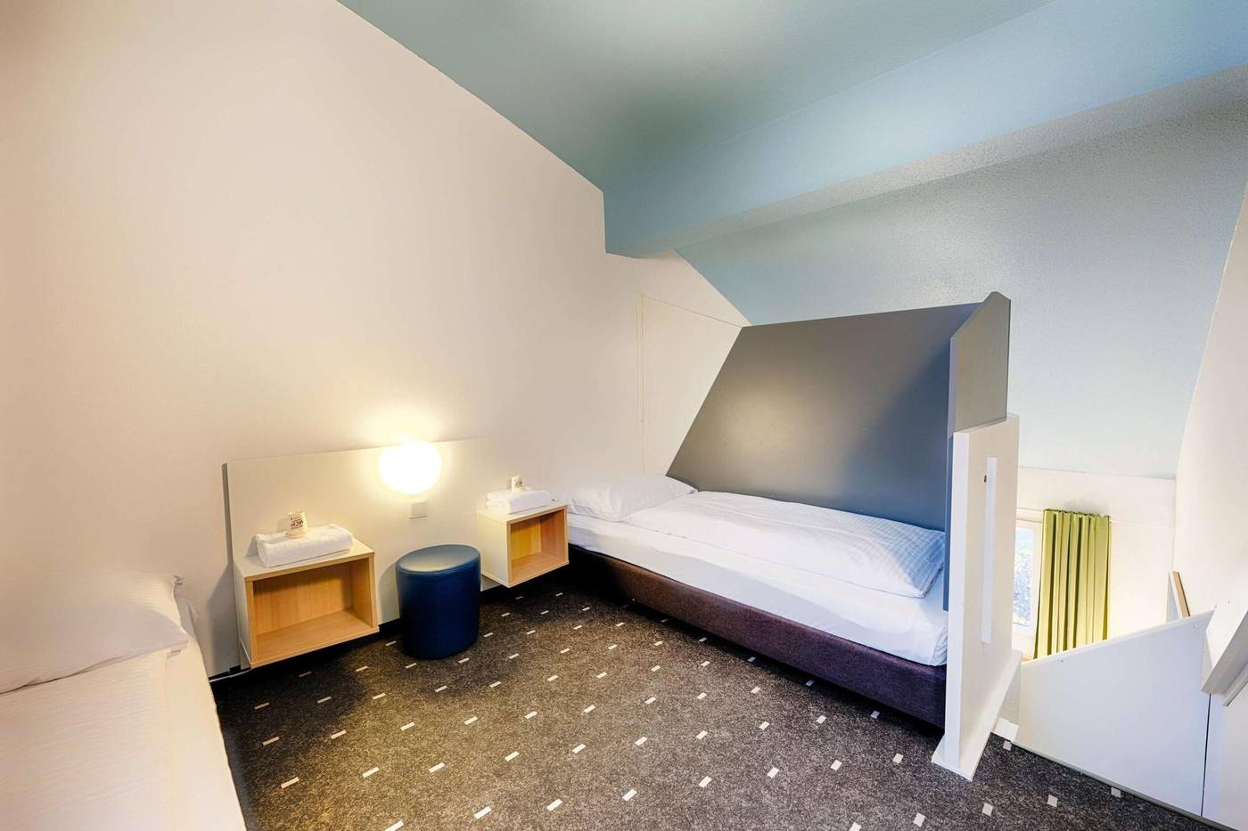 B-b-Hotel-Koln-frechen-Room-40