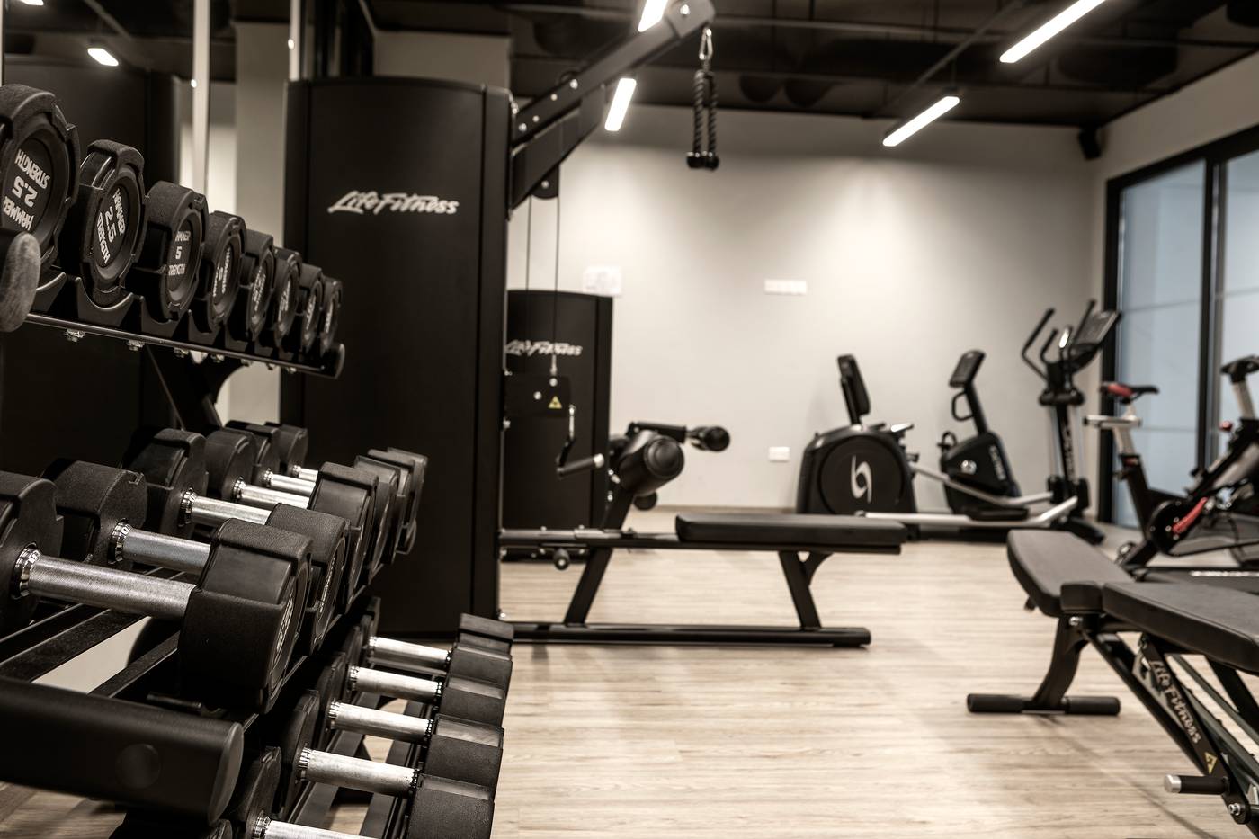 Anemi-Hotel-and-Suites-Sports-and-Entertainment-67