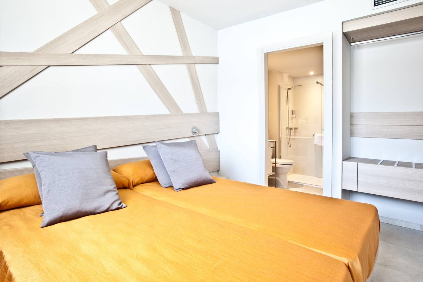 Ryans-Ibiza-Apartments---Adults-Only-Room-22