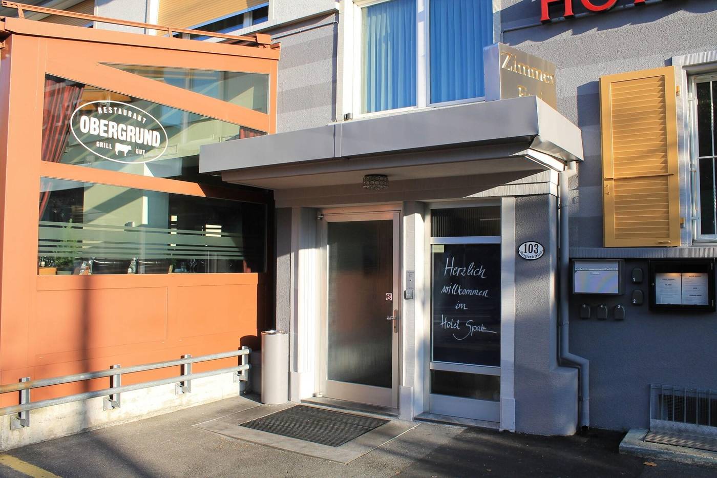 Bistro Spatz-Switzerland-LUCERNE -General view-5