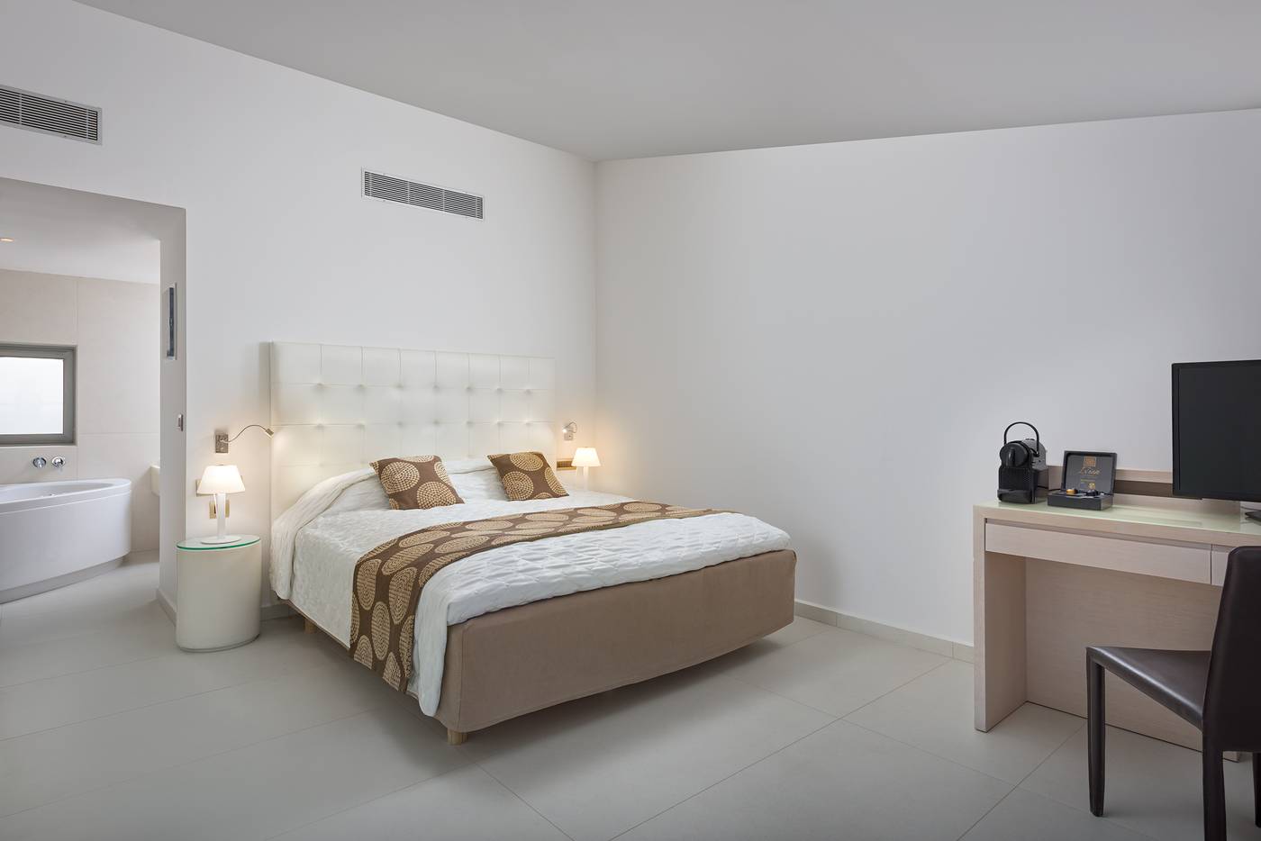 The-Ixian-Grand---All-Suites---Adults-Only--18---Room-38