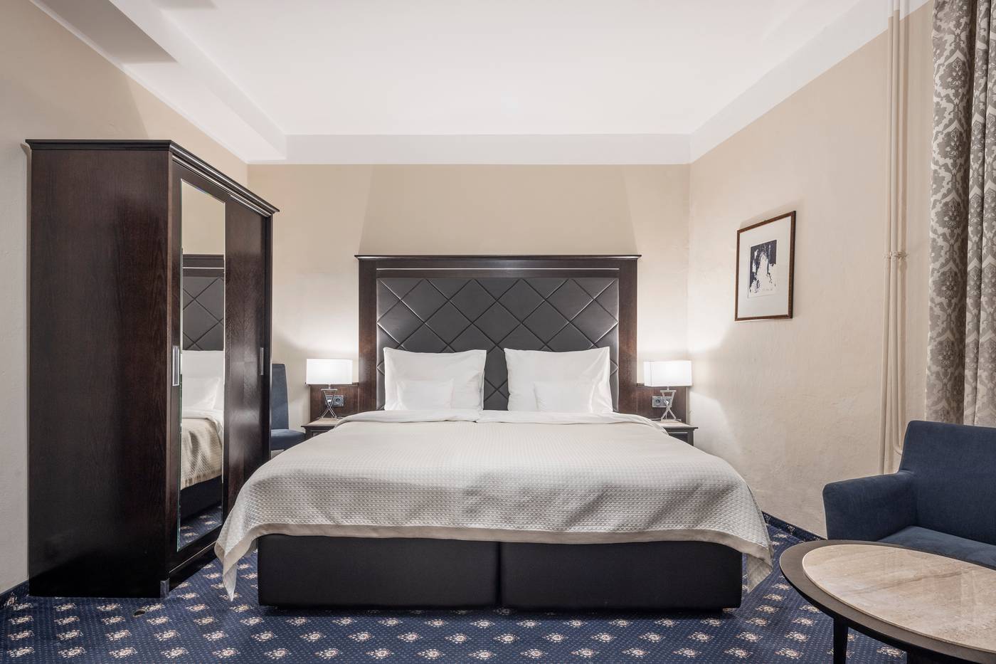 Pytloun-Old-Armoury-Hotel-Prague-Room-9