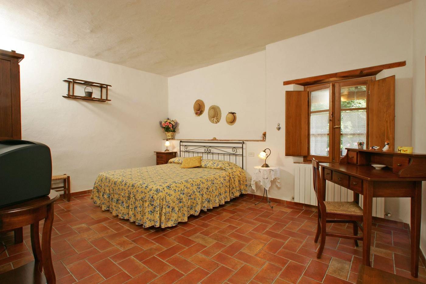 Podere-Il-Pero-Room-3