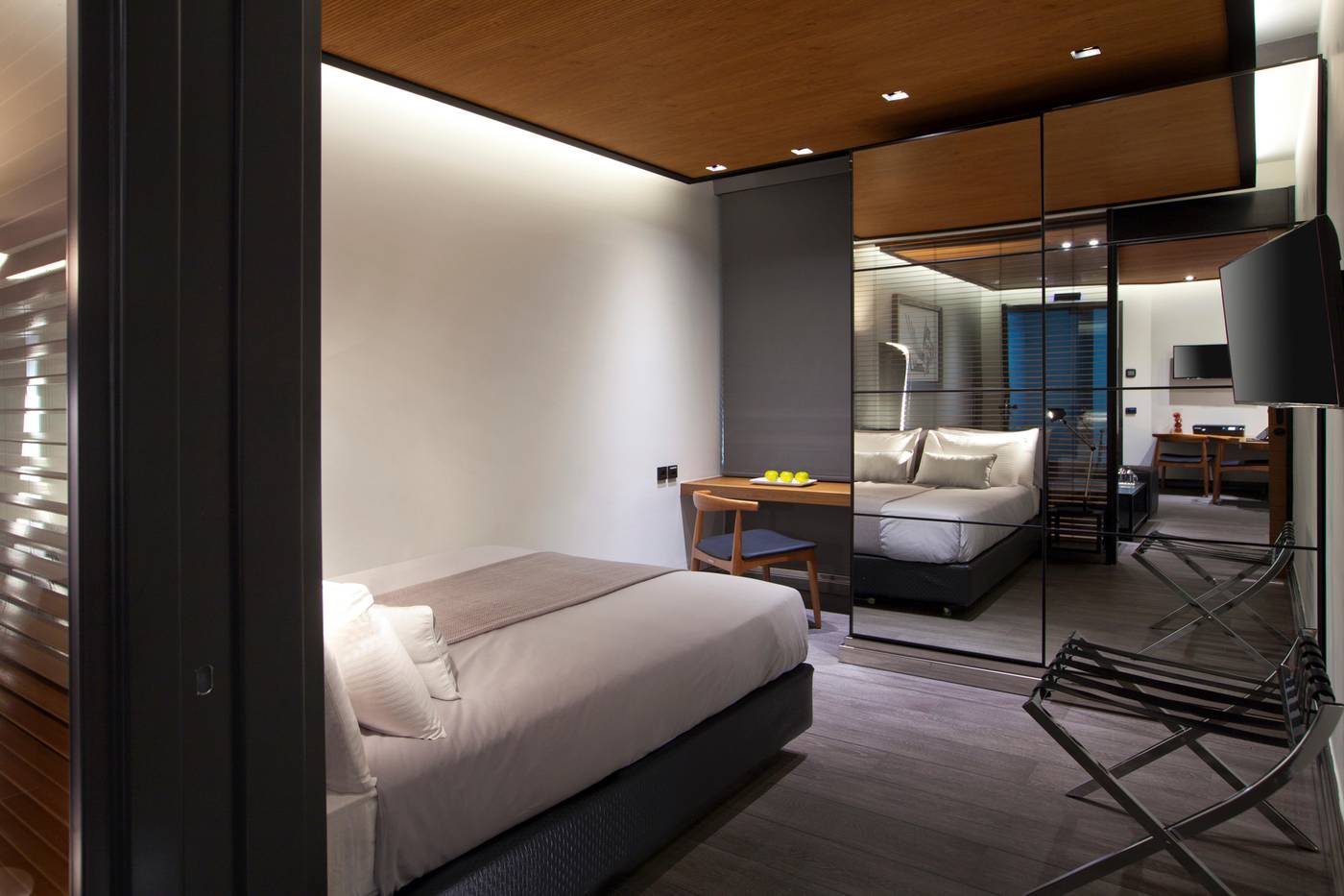 MET34-Athens-Room-10