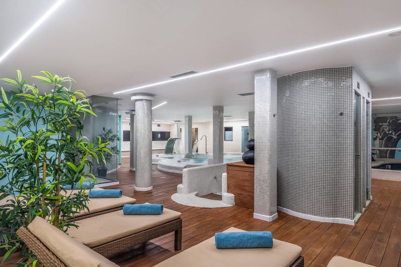 Occidental-Roca-Negra---Adults-Only-Sports-and-Entertainment-52