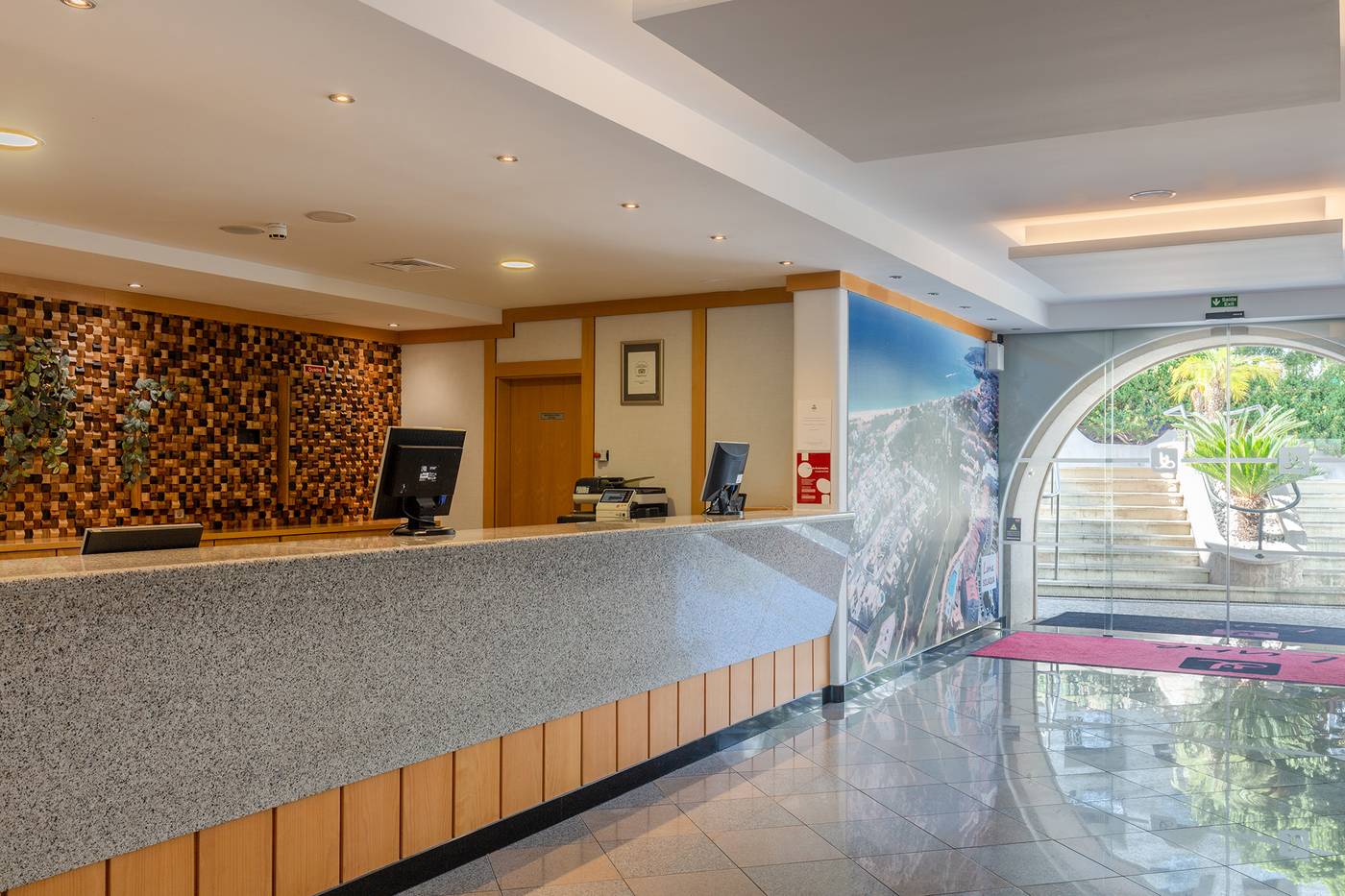 Solaqua-Apartments-Lobby-53