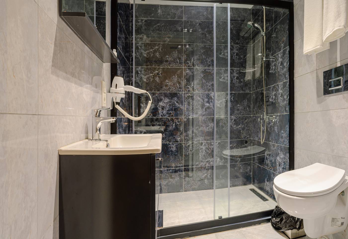 La-Mia-Suites-Room-23