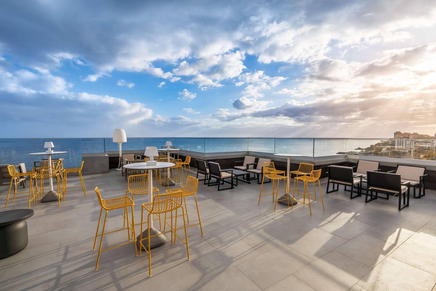 Allegro-Madeira---Adults-Only-Bar-10