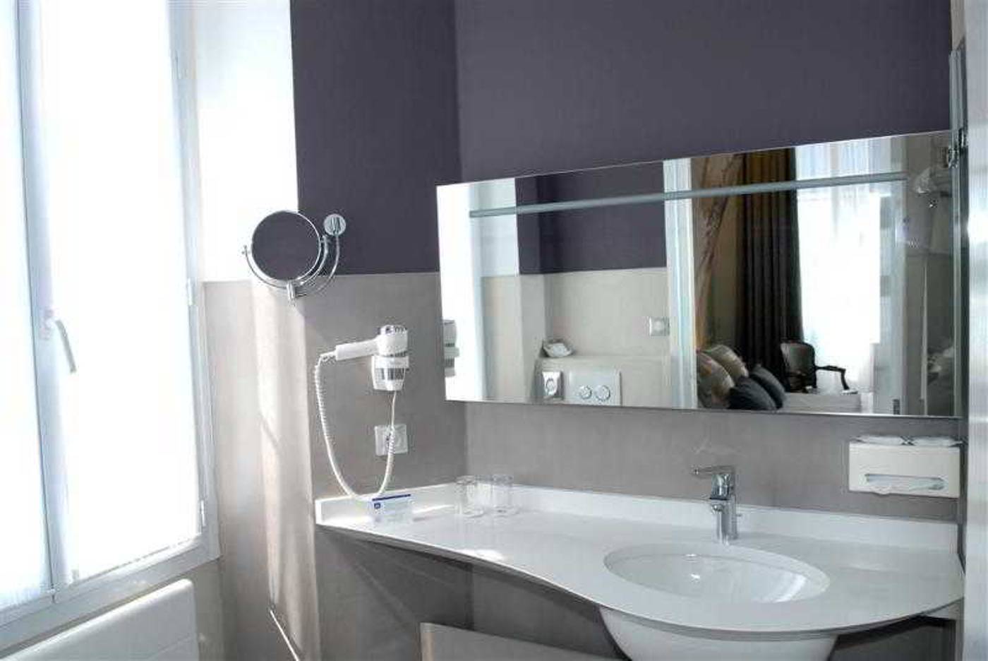 LE CHAMPLAIN Les Collectionneurs-France-LA ROCHELLE-General view-4