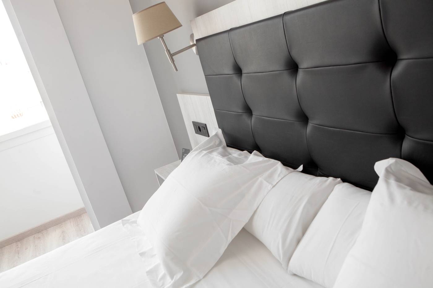 Soho-Bah--a-M--laga-Room-39