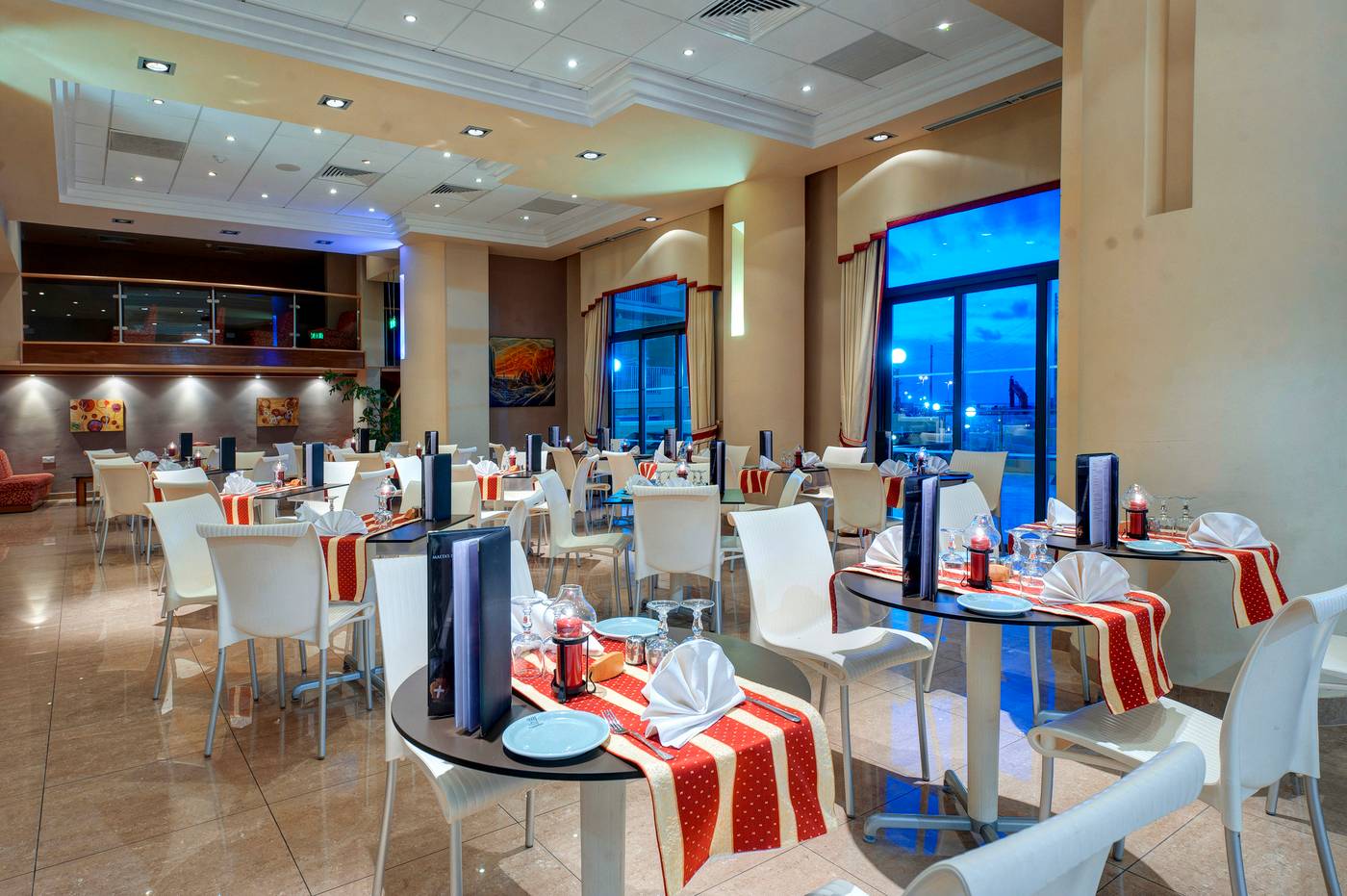 Paradise-Bay-Resort-Hotel-Restaurant-41