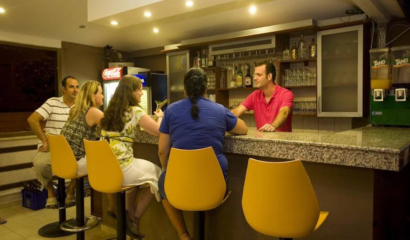 Selenium-Hotel-Bar-28