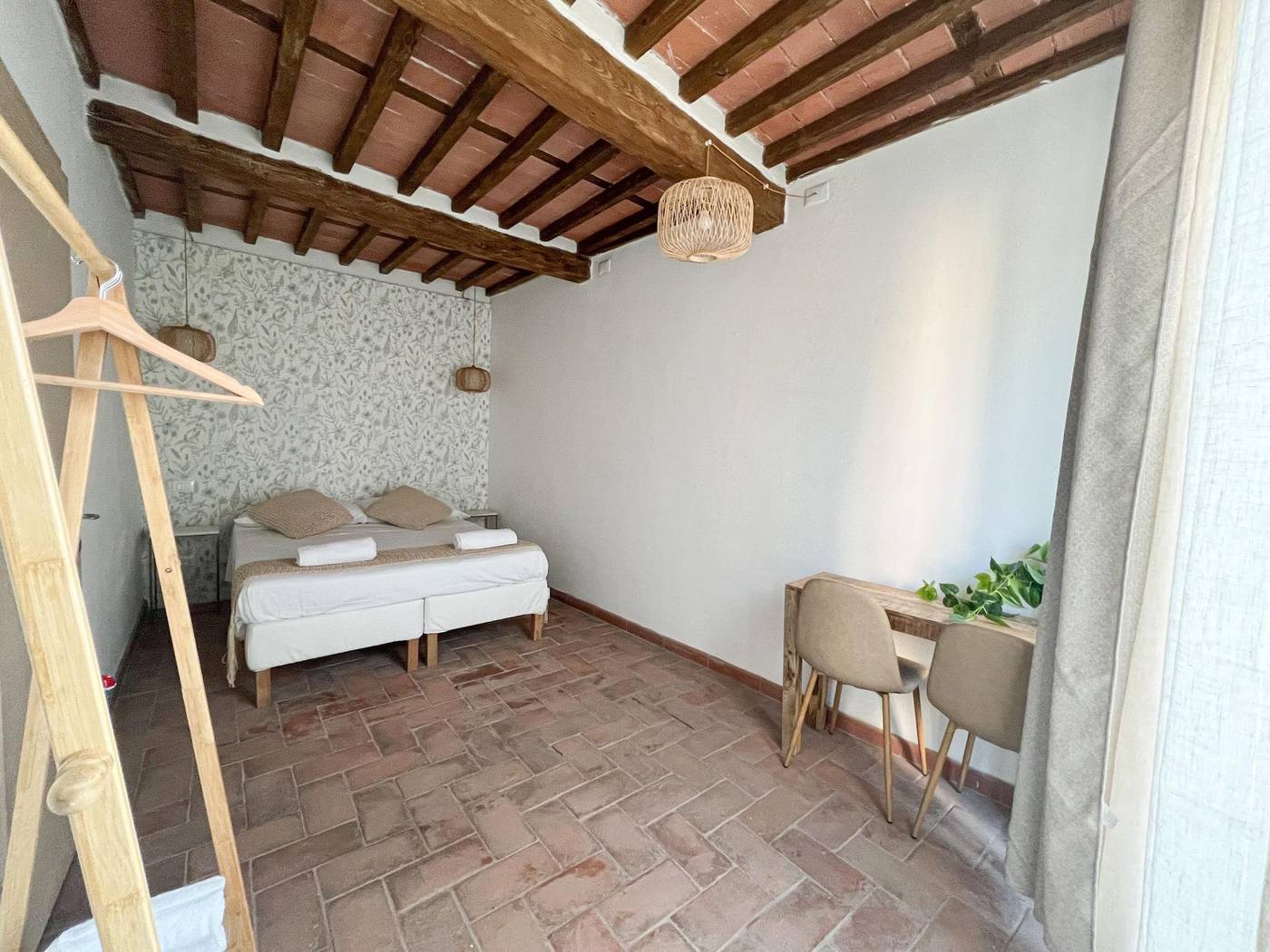 Verderame-Rooms---Suite-In-Lucca-Room-2