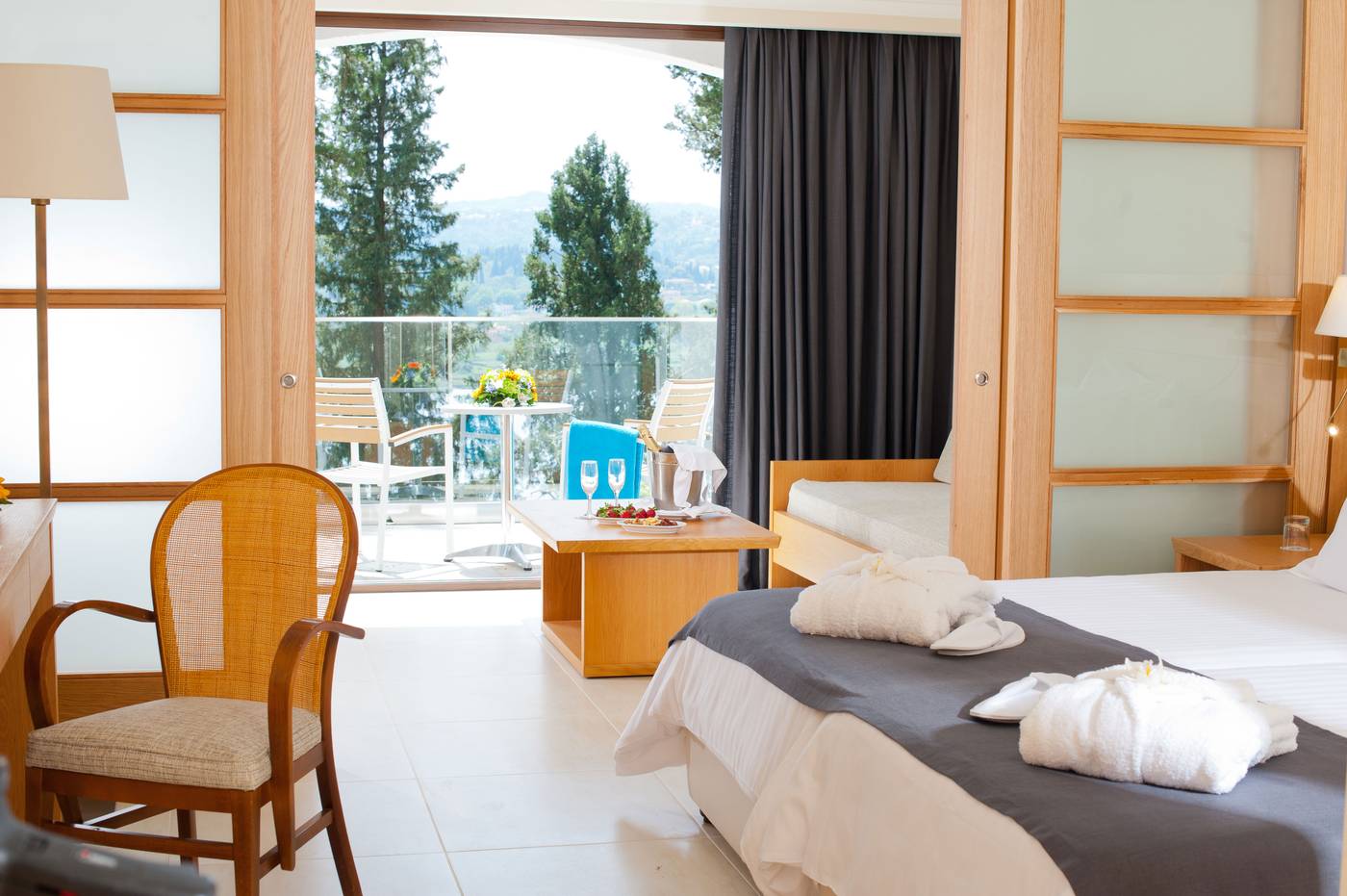 Corfu-Holiday-Palace-Room-34