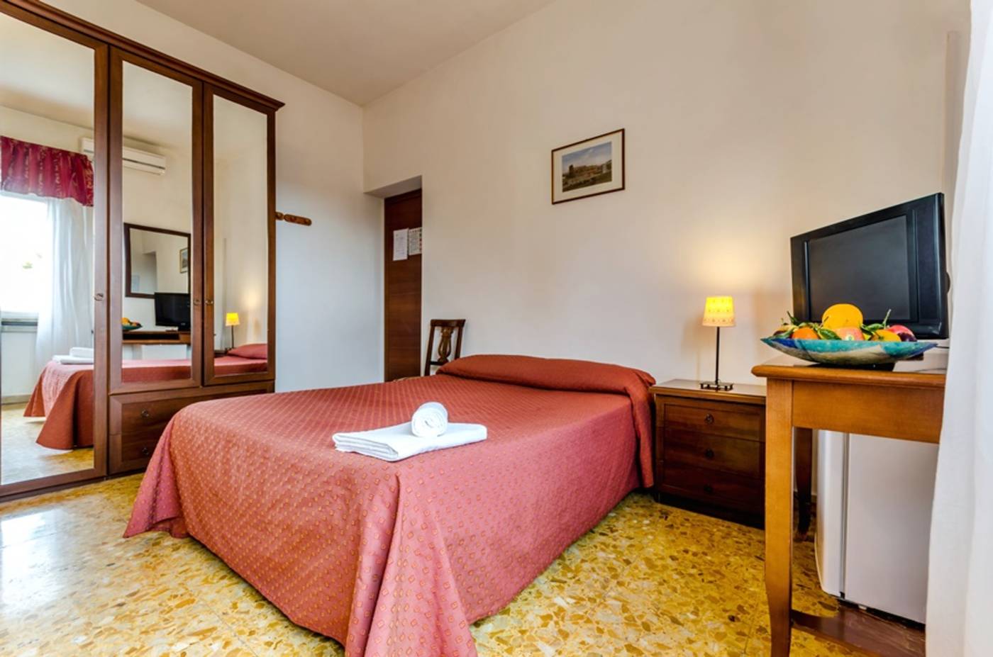 Antico-Acquedotto-Hotel-Room-10
