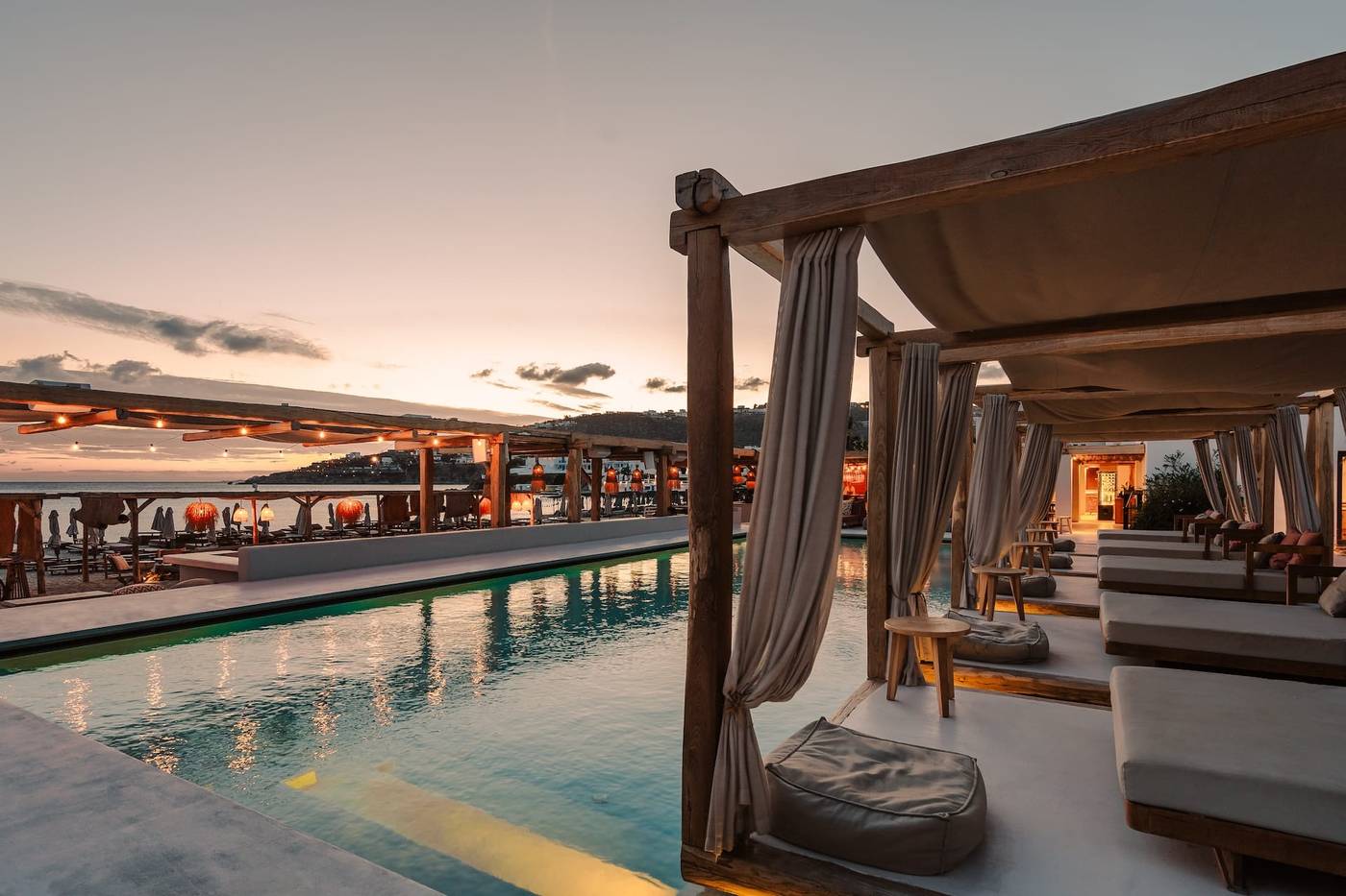 Branco-Mykonos-General-view-7