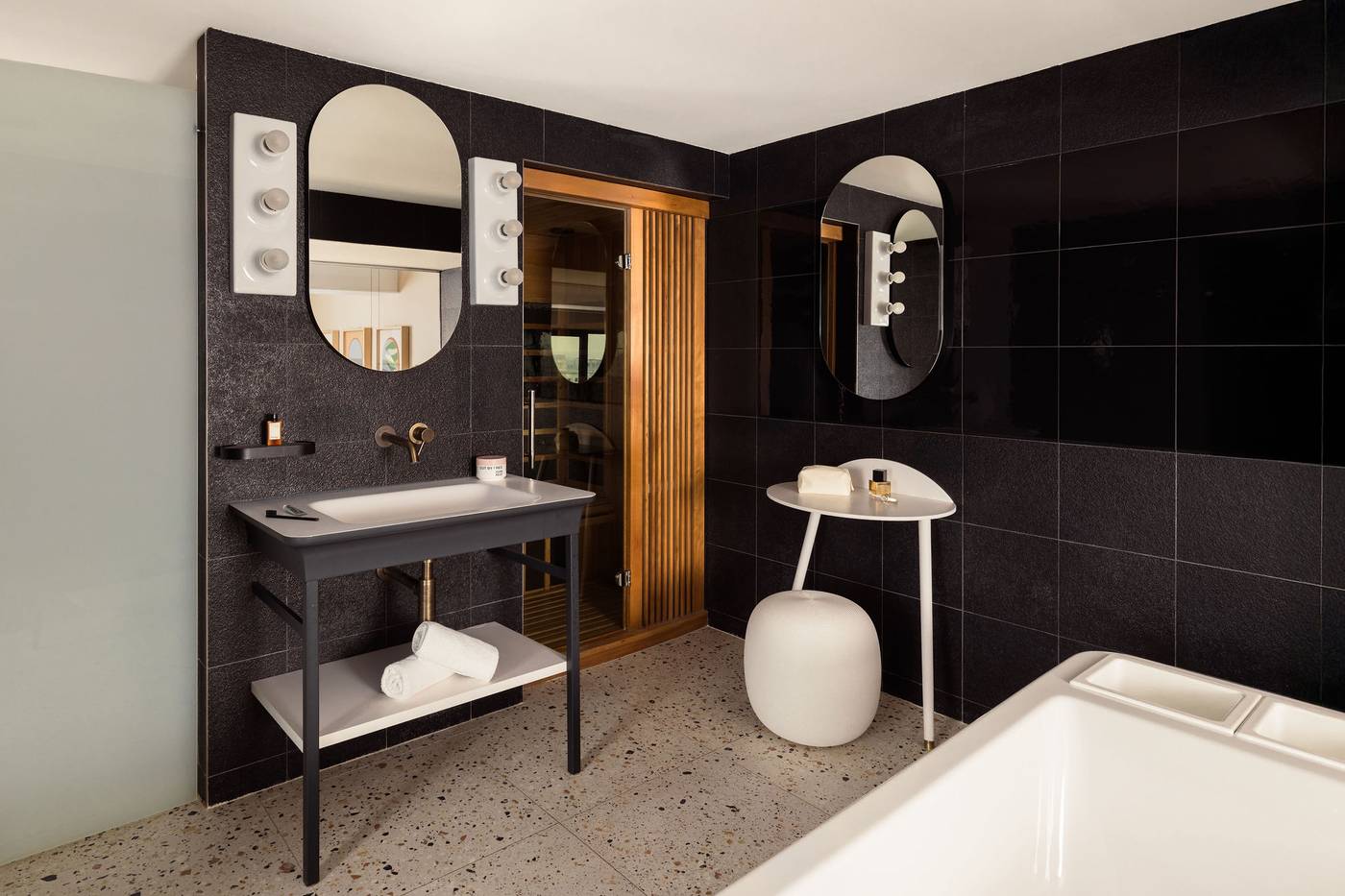 Terrass-Hotel-Montmartre-Room-45