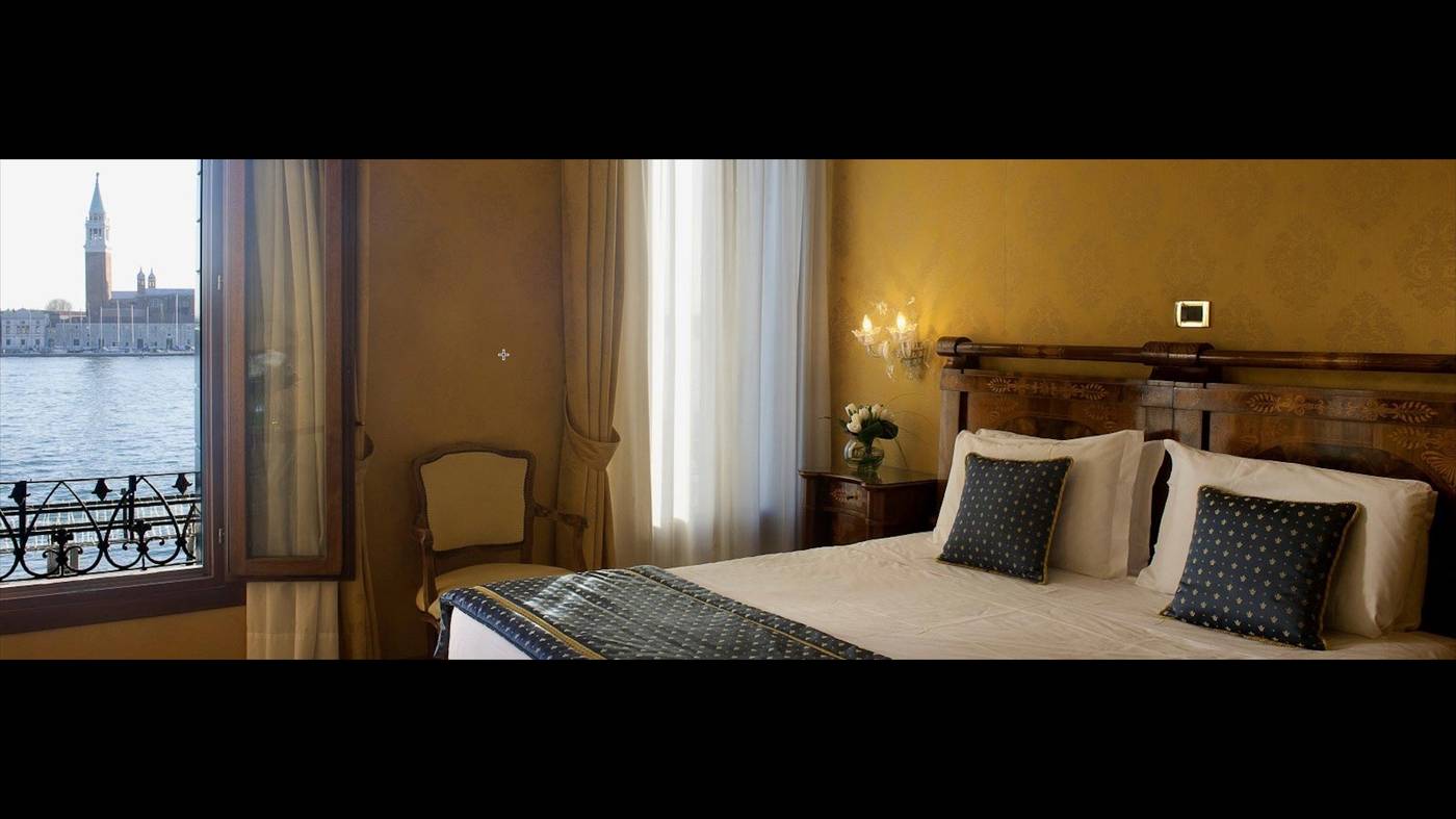 Pensione-Wildner-Room-9