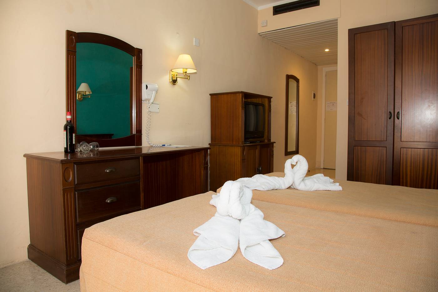 The-Bugibba-Hotel-Room-21