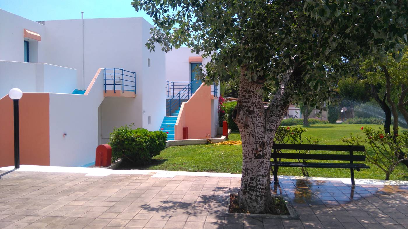 Kallithea-Sun---Sky-General-view-9